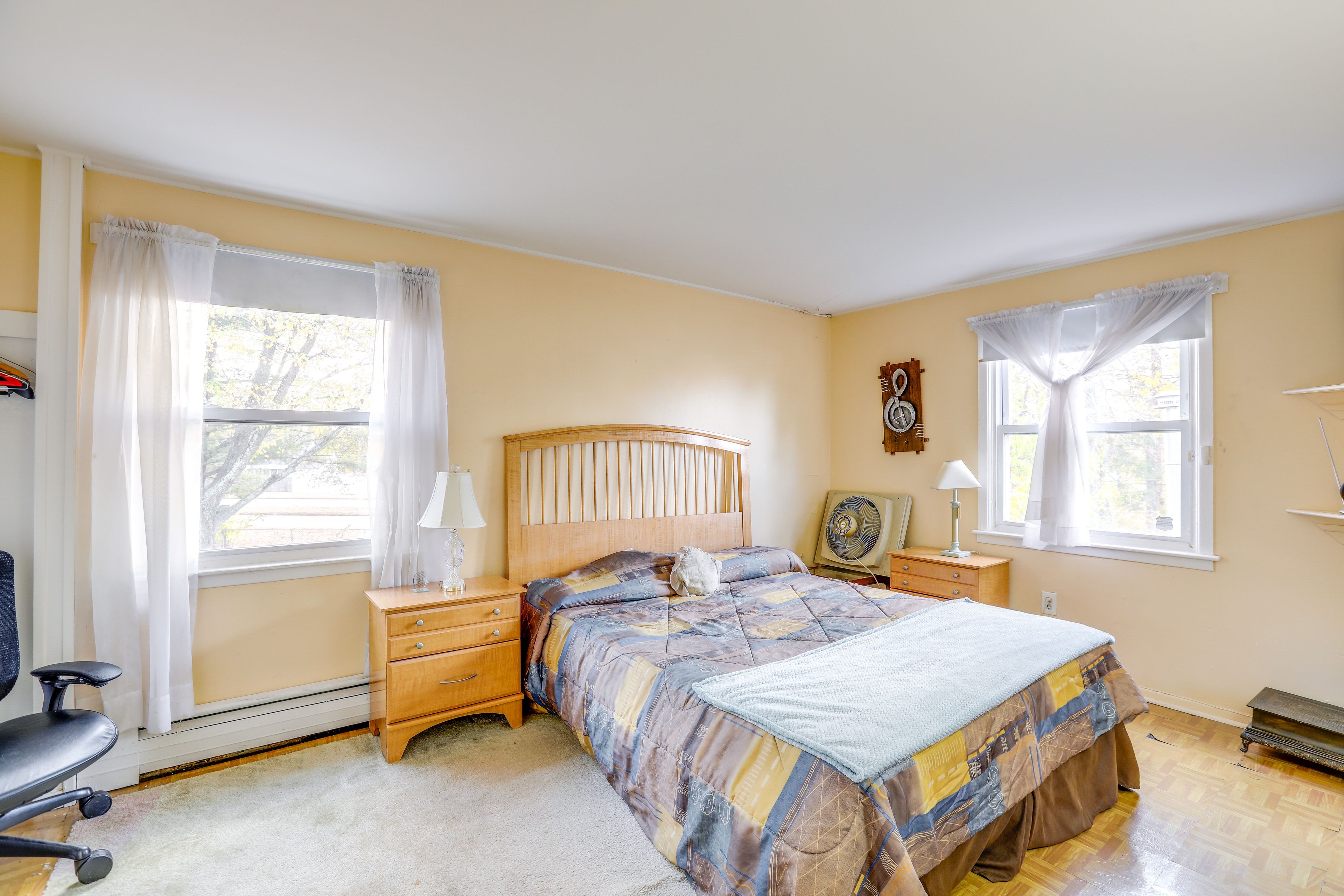 Bedroom 1 | Queen Bed | Linens Provided | 2nd Floor