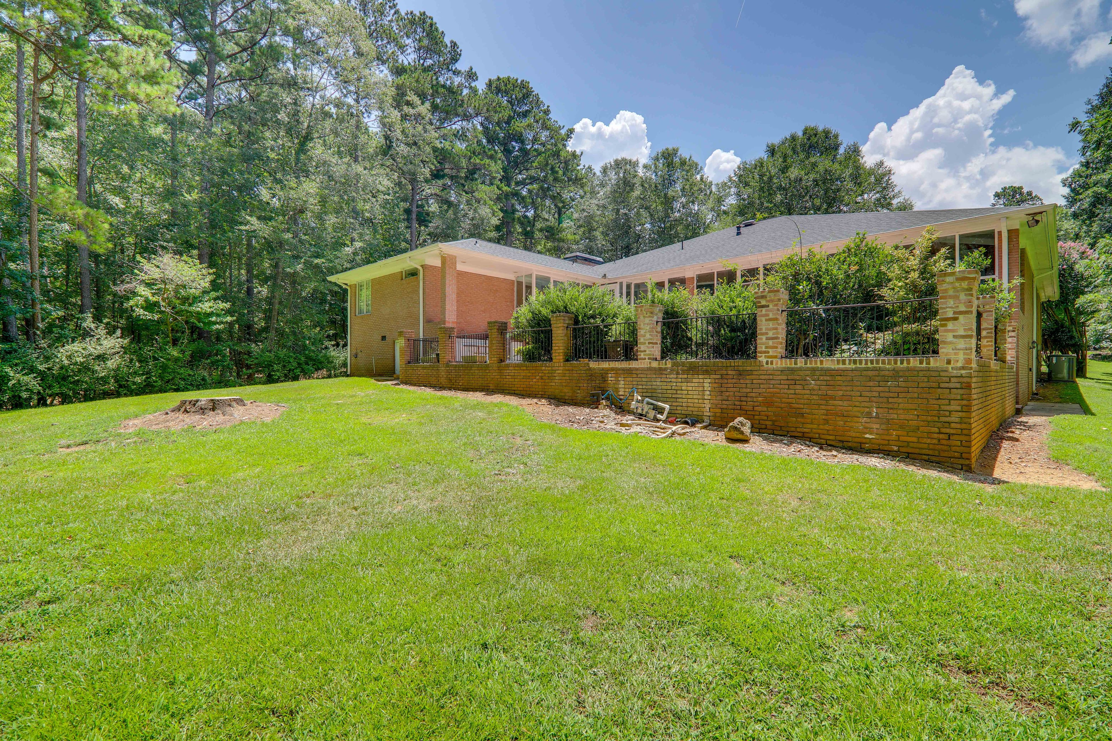 Open Yard Area