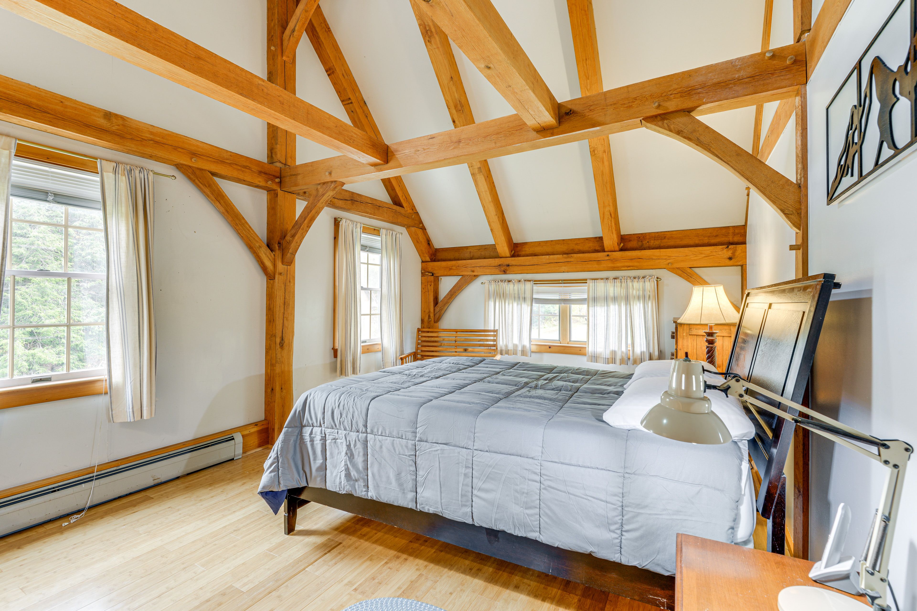Bedroom 1 | Queen Bed | 2nd Floor | En-Suite Bathroom
