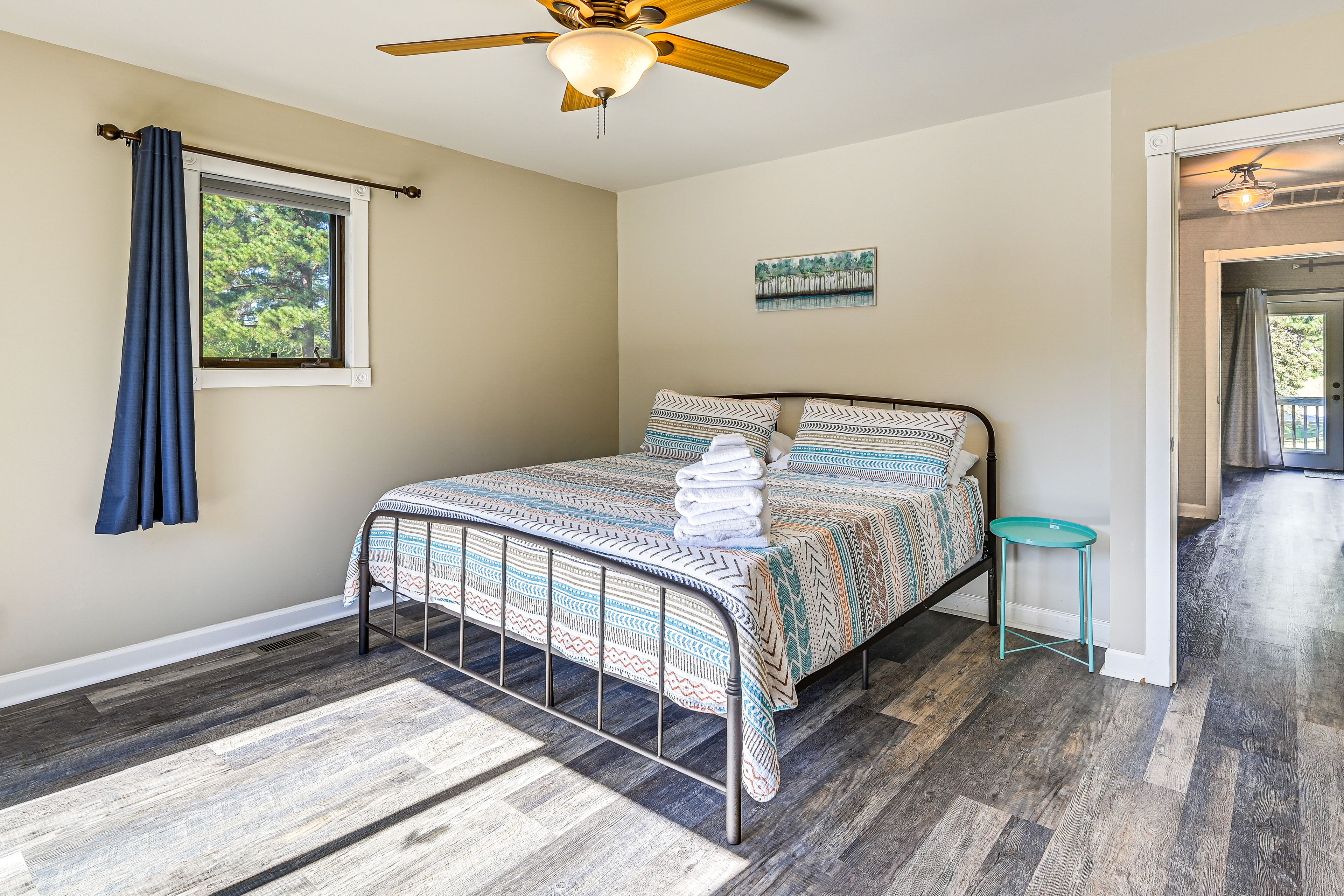 Bedroom 3 | King Bed | En-Suite Bathroom | 2nd Floor