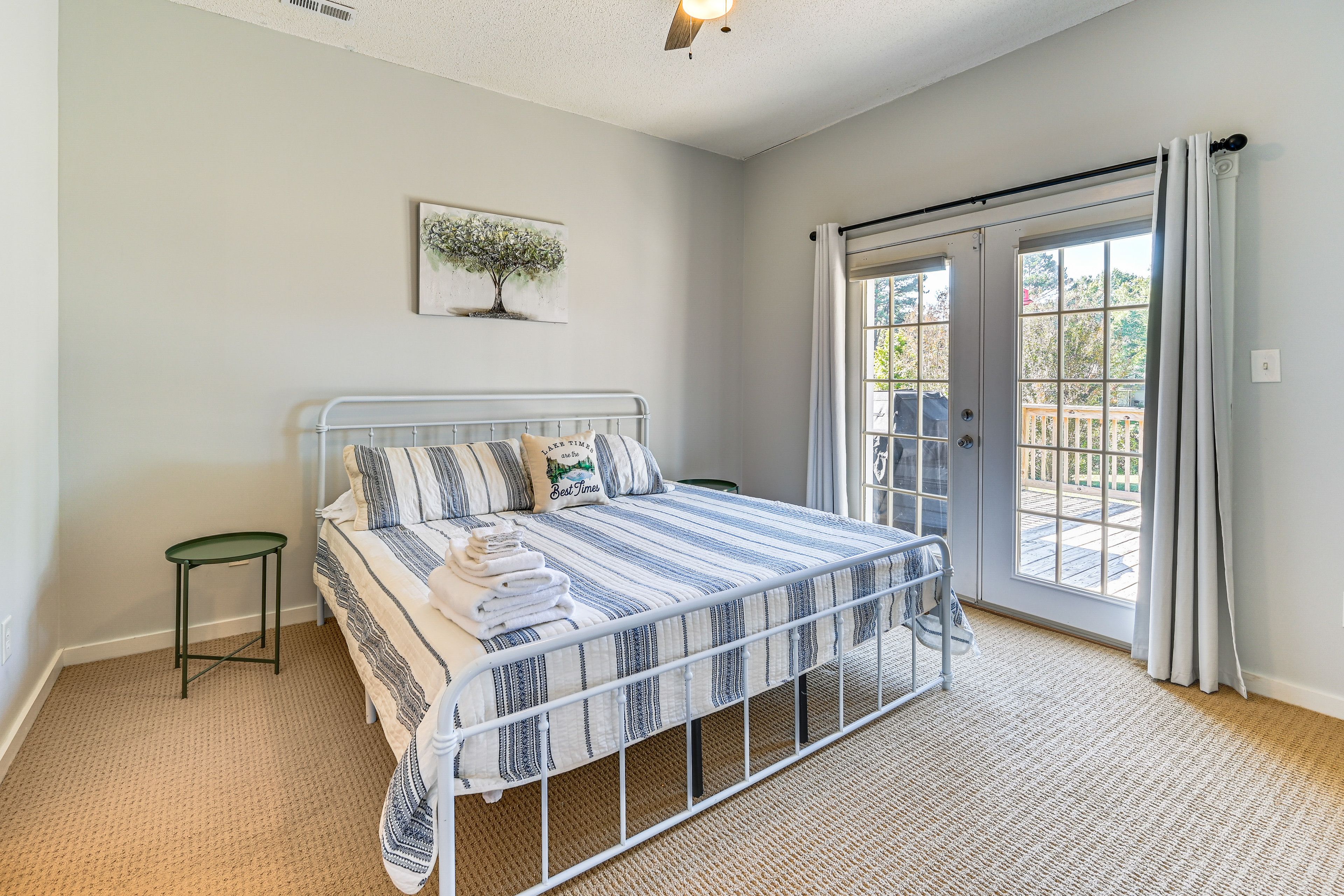 Bedroom 1 | King Bed | Linens Provided | 1st Floor