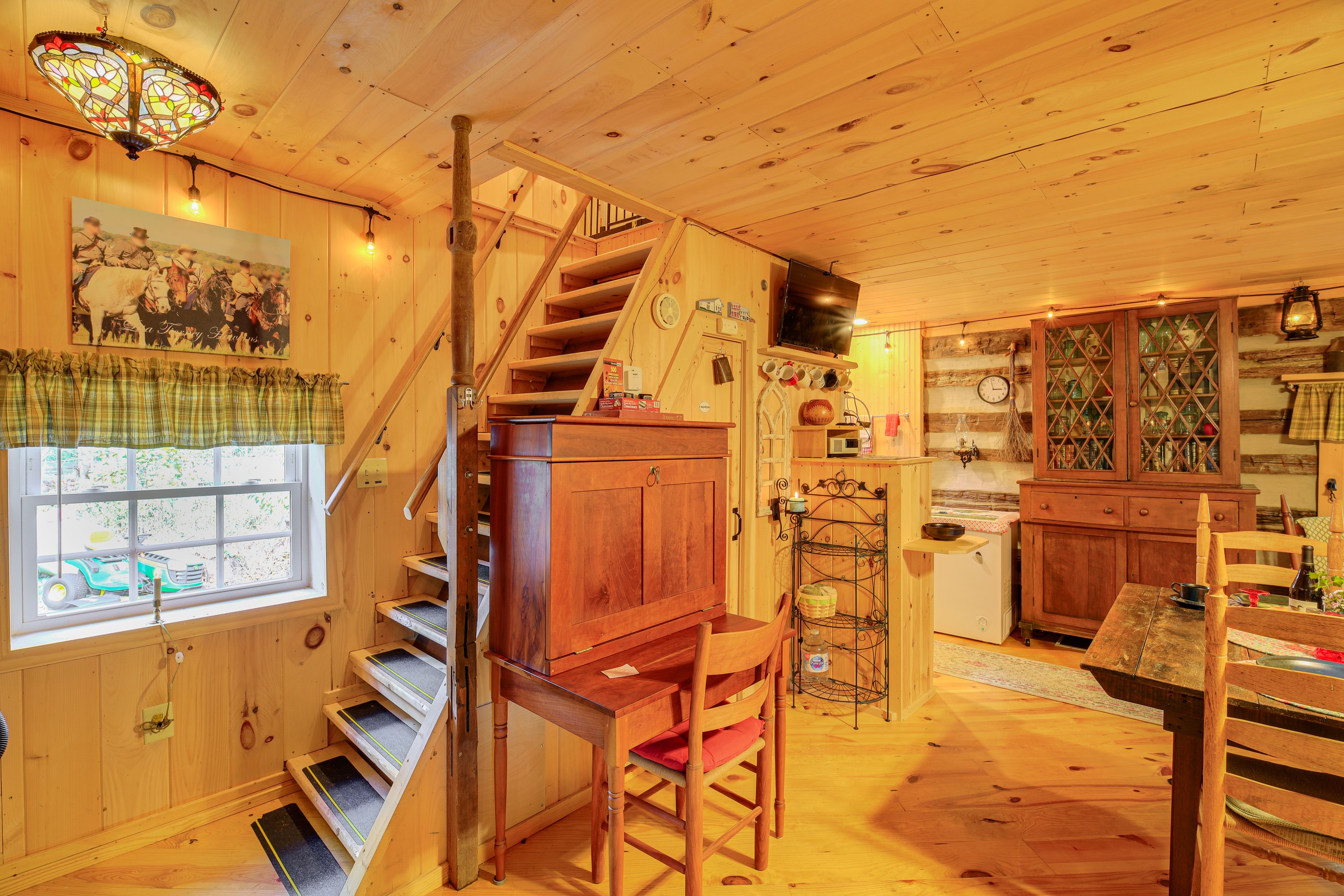 Stairs to 2nd Floor