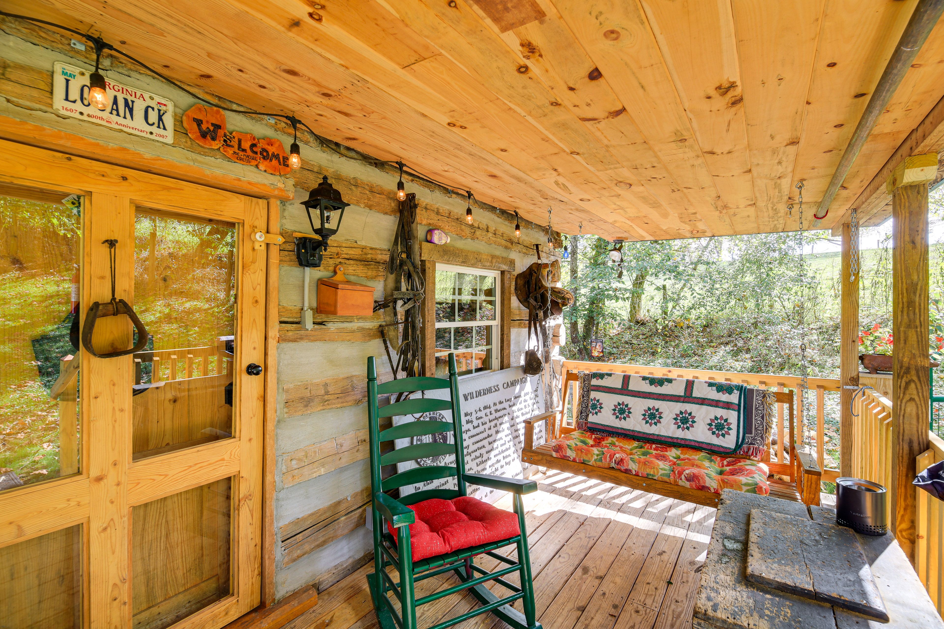 Covered Porch | Charcoal Grill