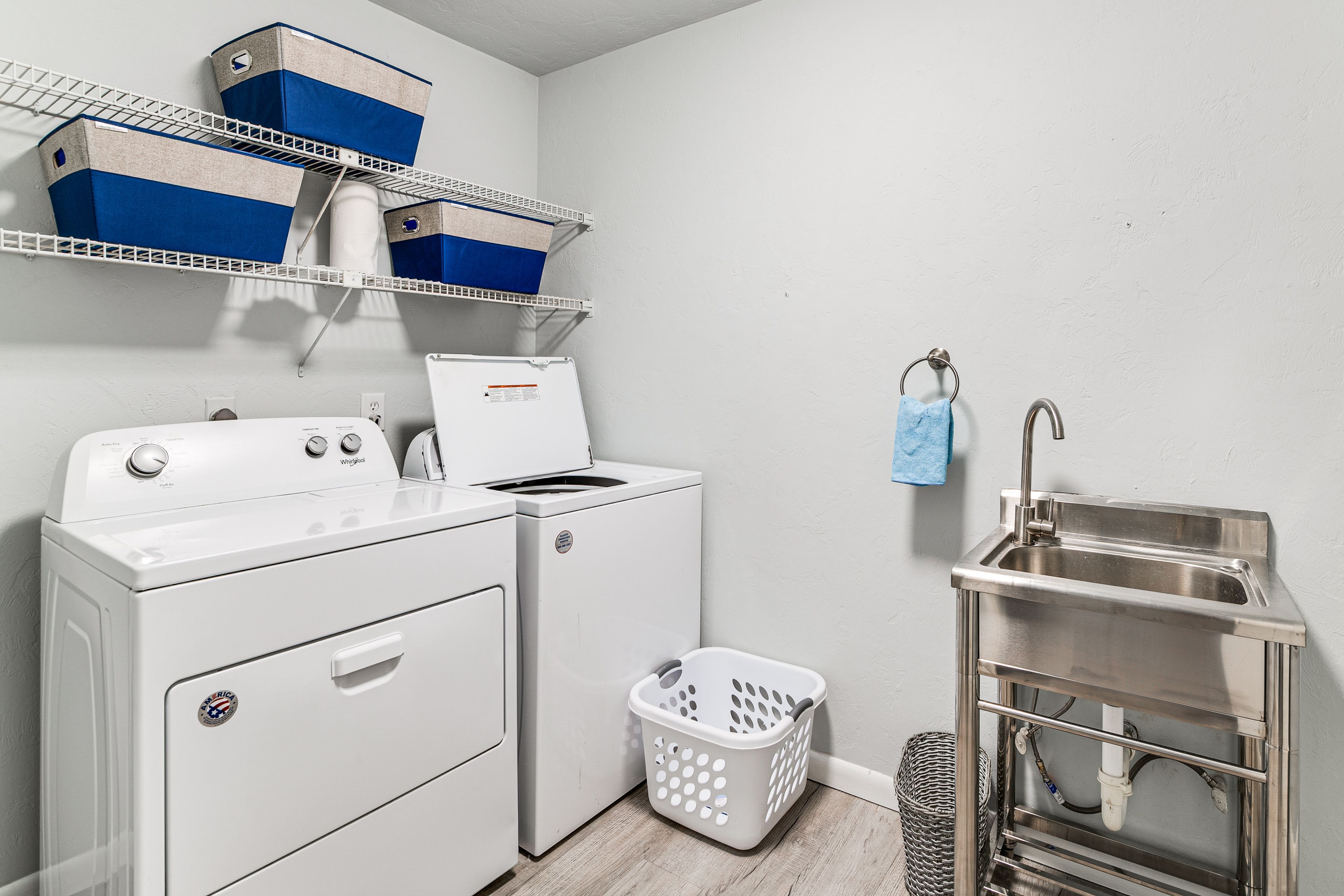Laundry Room | Washer & Dryer
