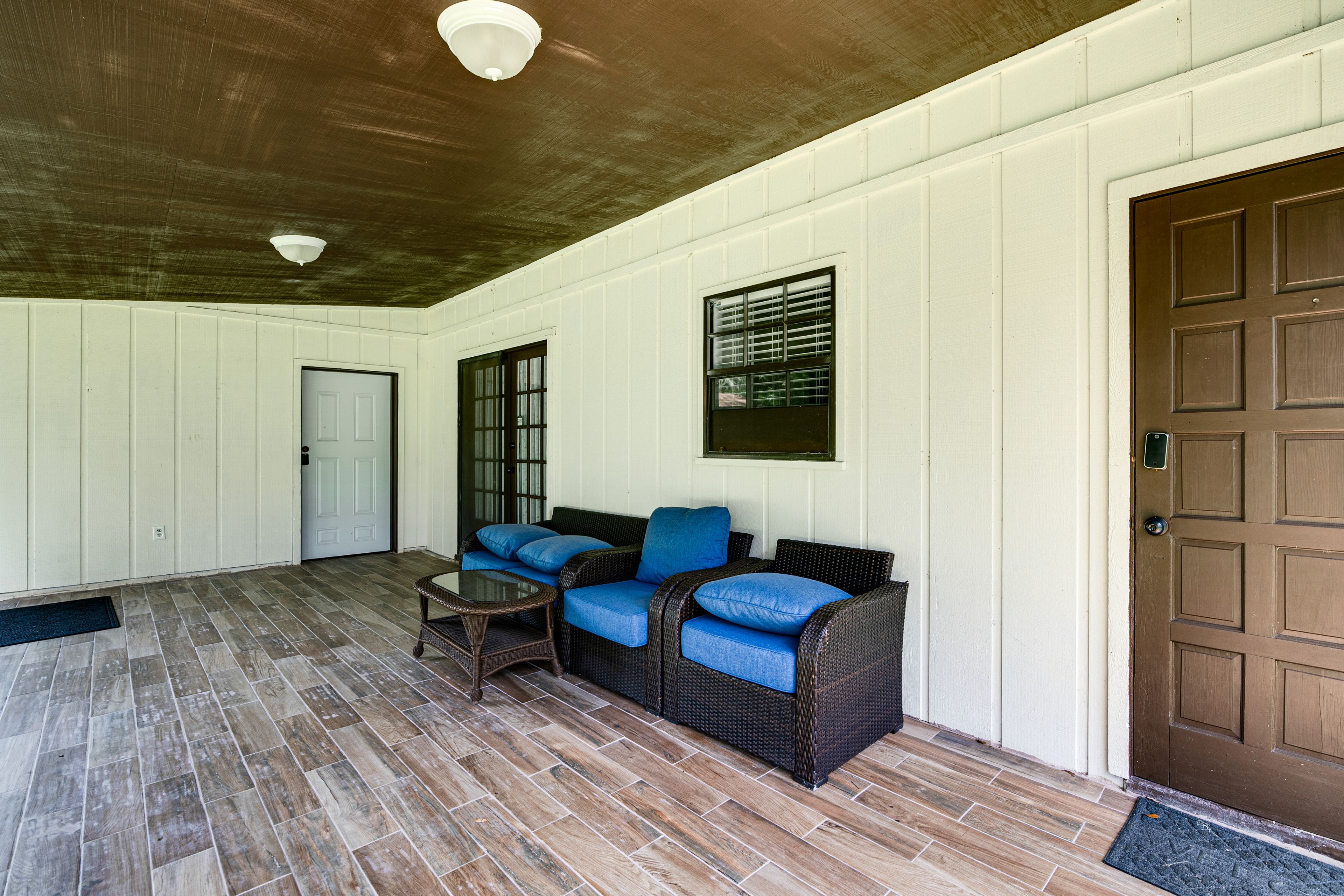 Back Entrance | Covered Patio