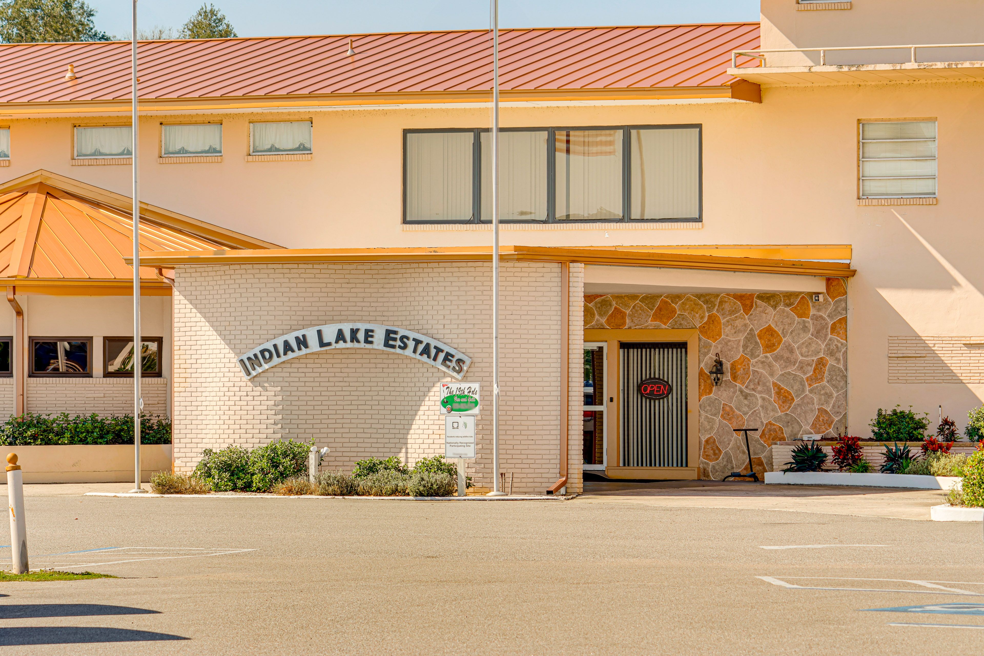 Indian Lake Estates | Community Amenities