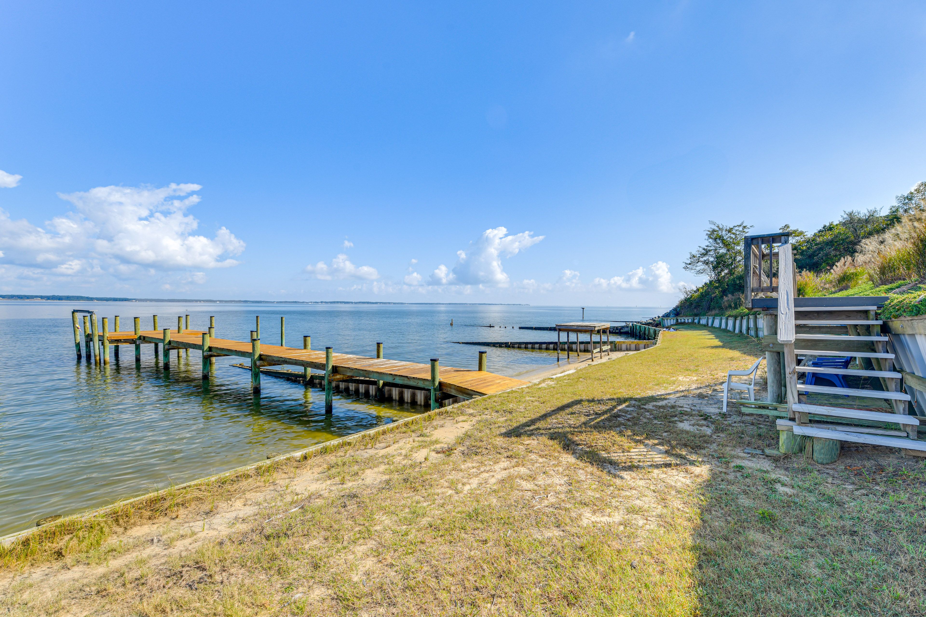 Private Beach & Boat Dock