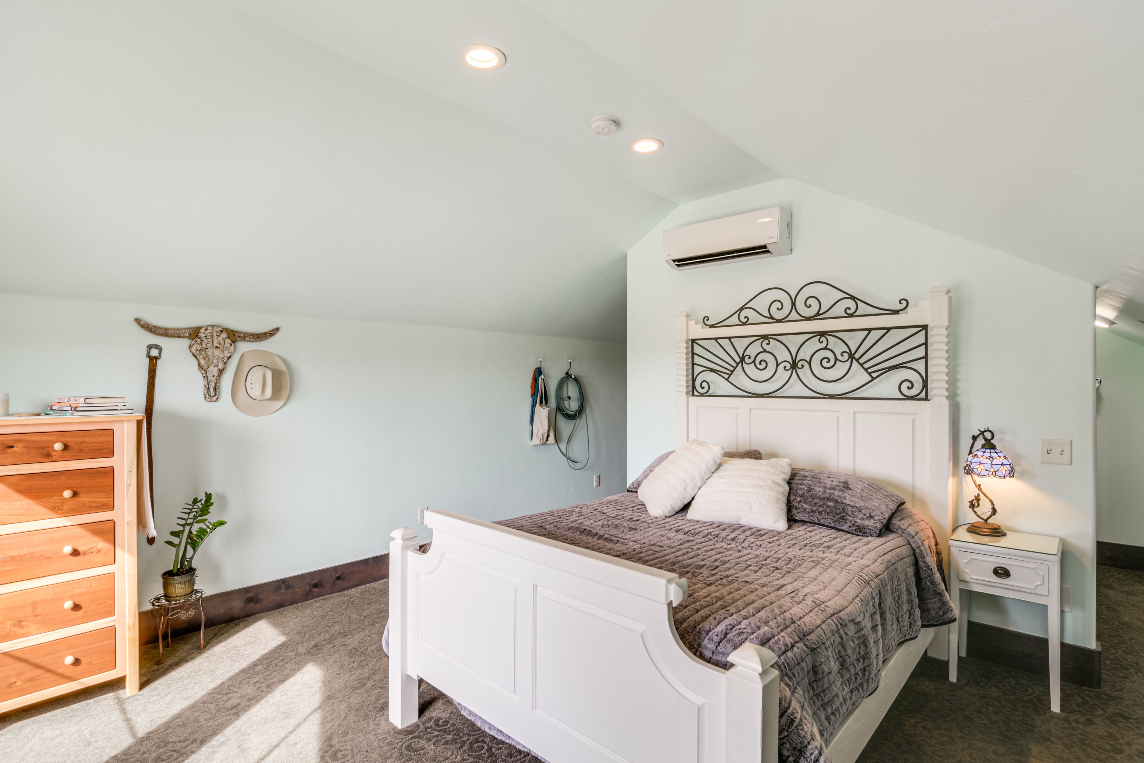 Bedroom 3 | Queen Bed w/ Twin Trundle Bed | 2nd Floor