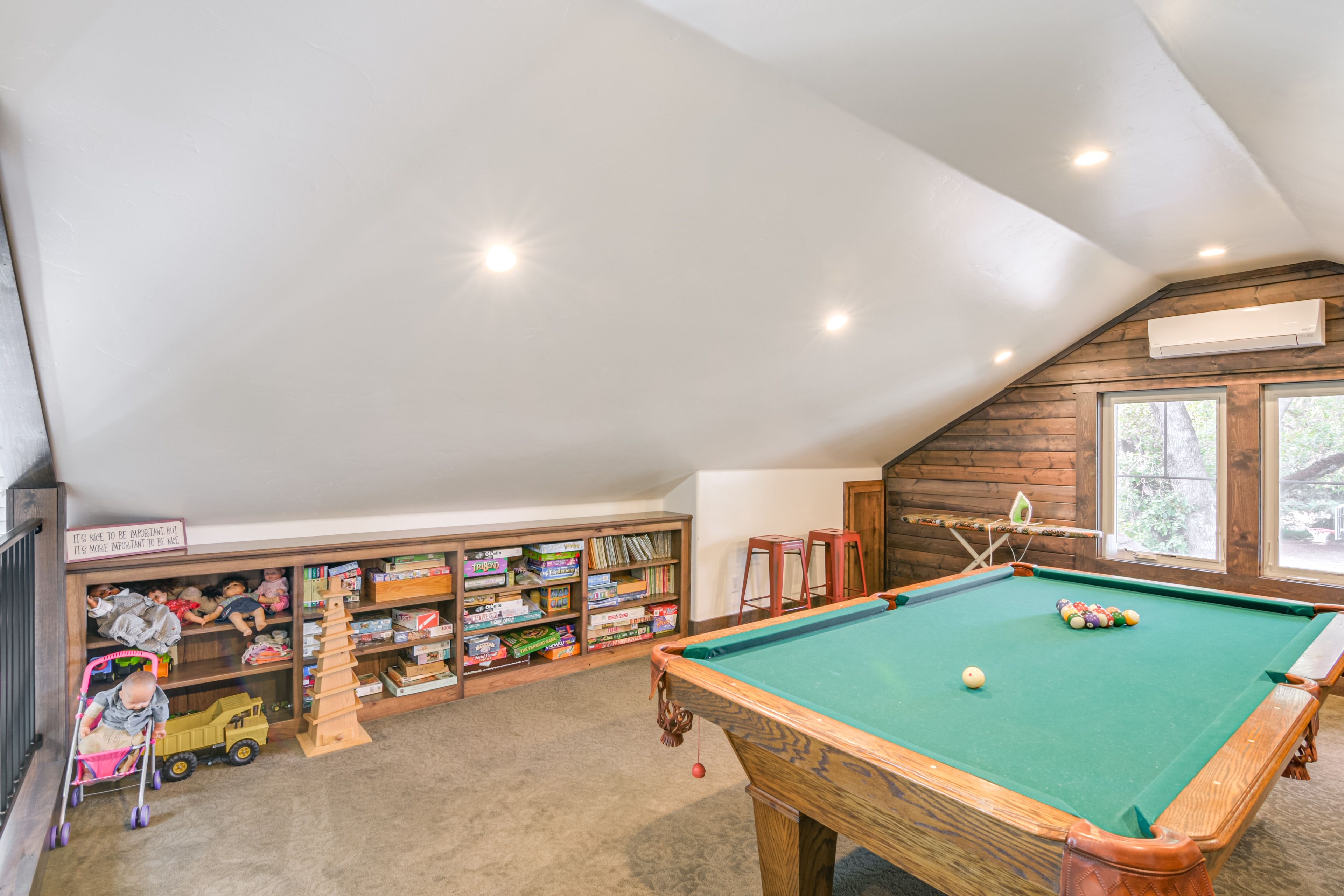 Game Room | Pool Table | 2nd Floor