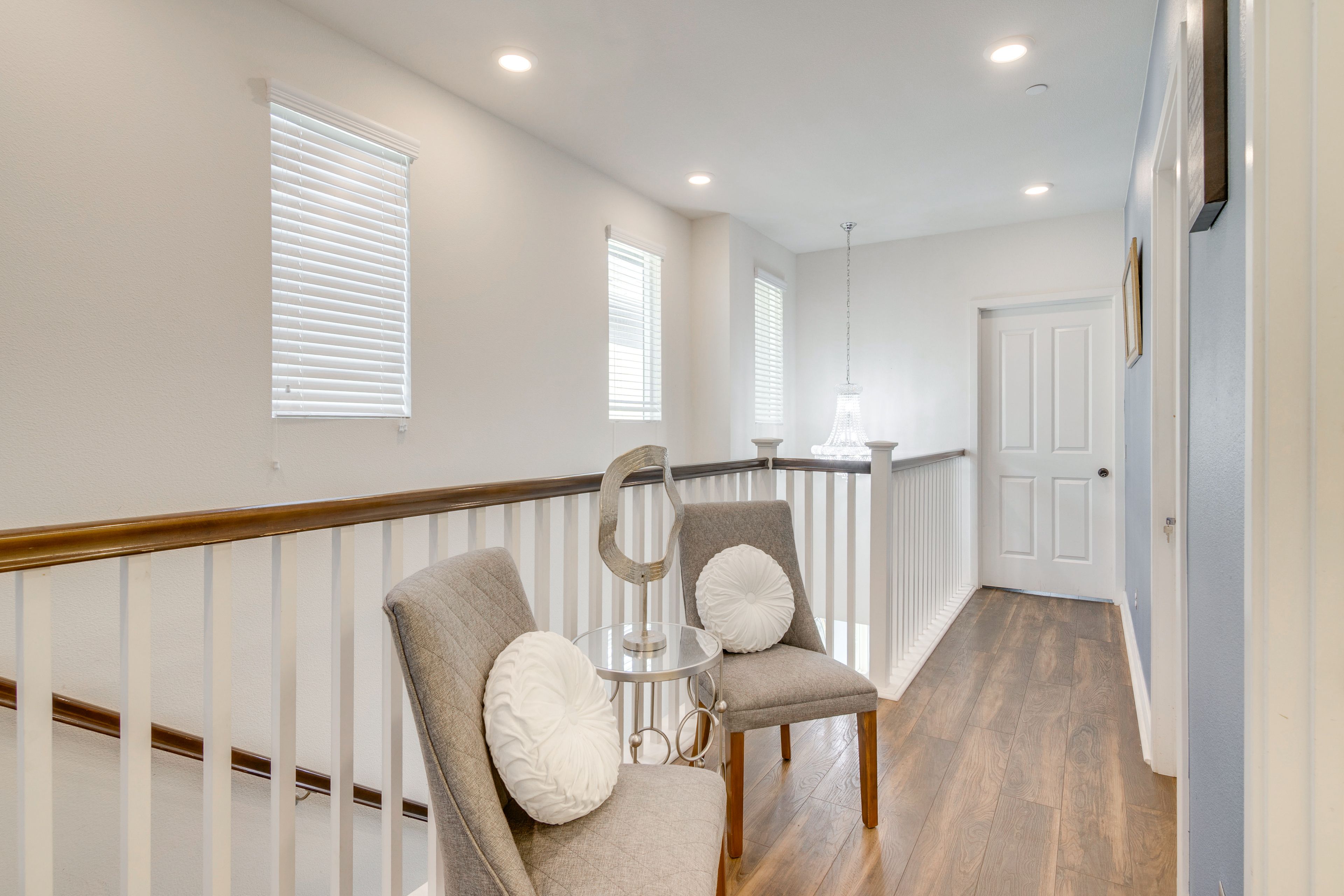 Seating Area | 2nd Floor