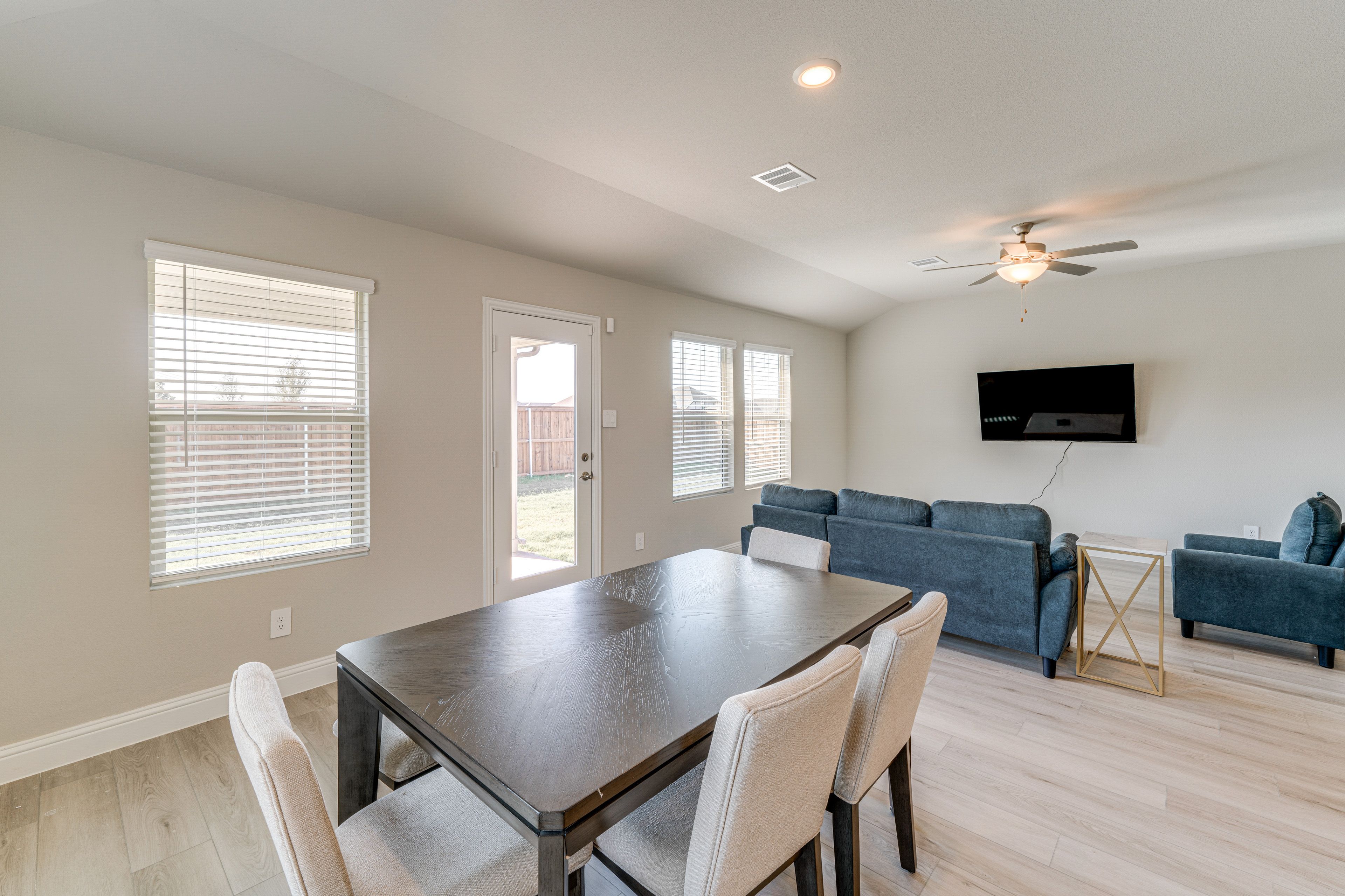 Dining Area | Open Floor Plan