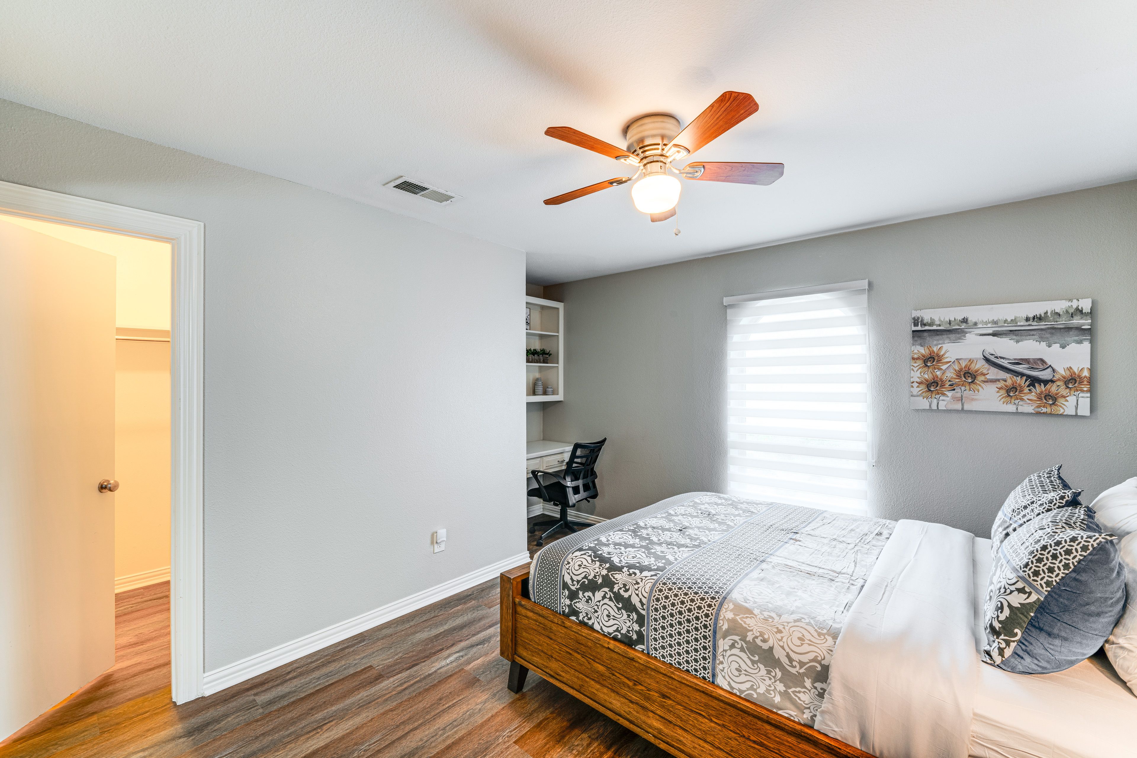 Bedroom 2 | Queen Bed