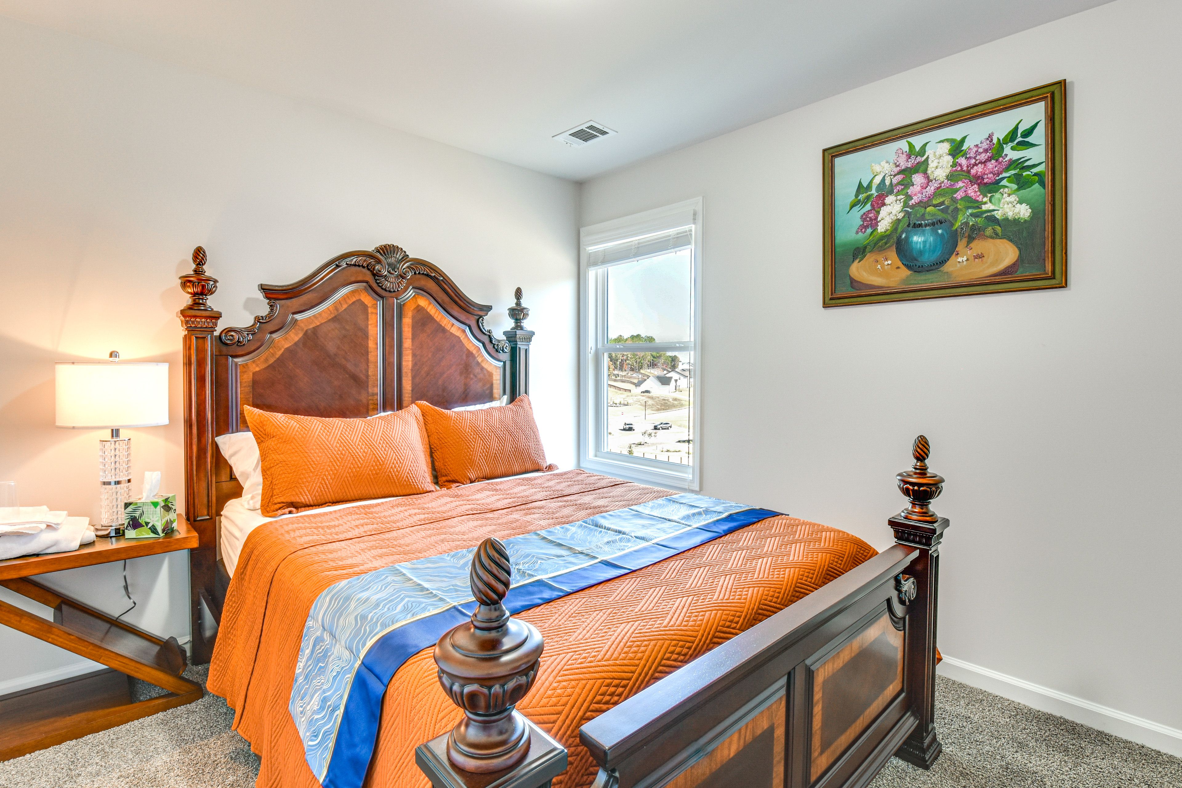Bedroom 2 | 2nd Floor | Queen Bed | Linens Provided | Smart TV