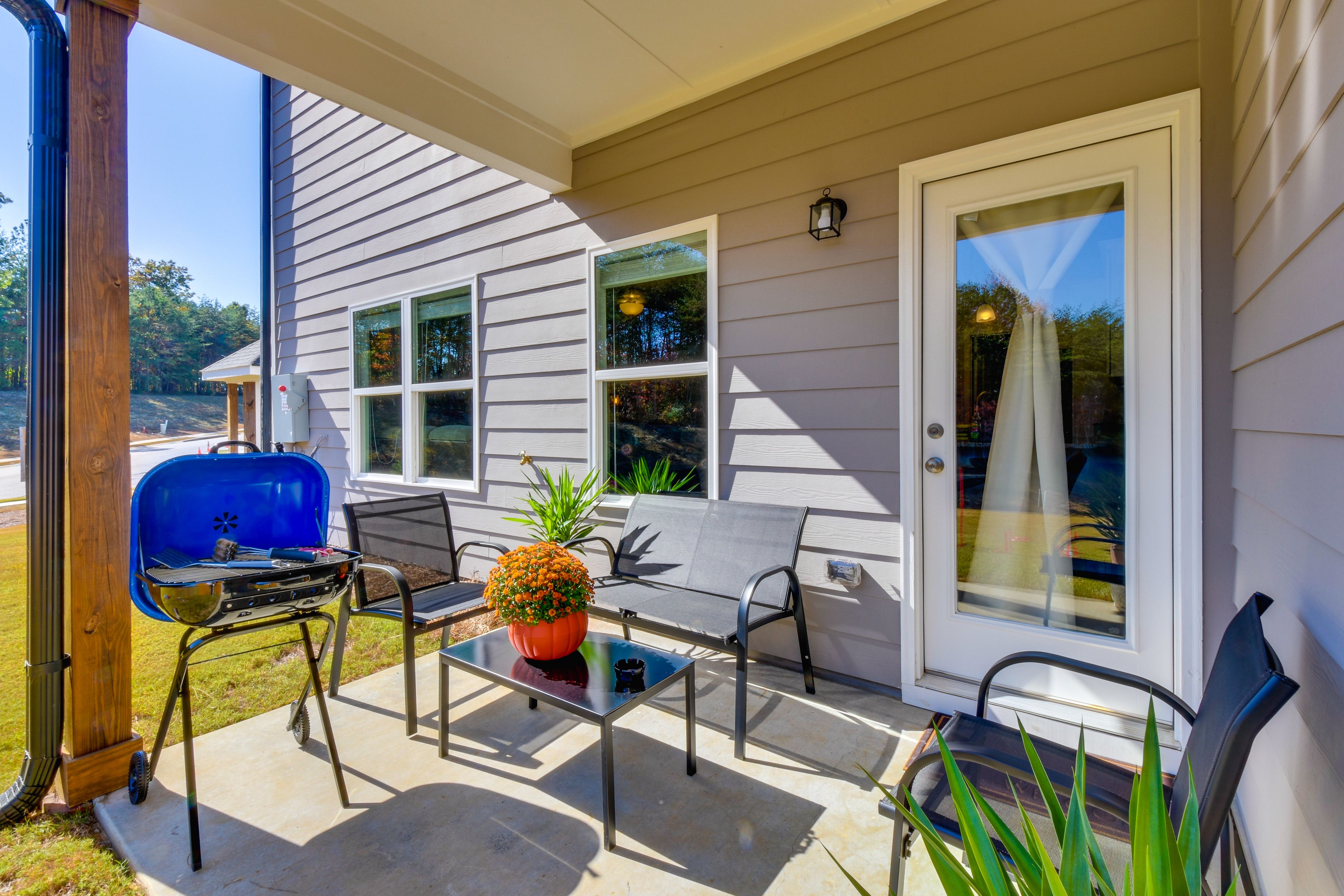 Private Patio | Charcoal Grill | Seating