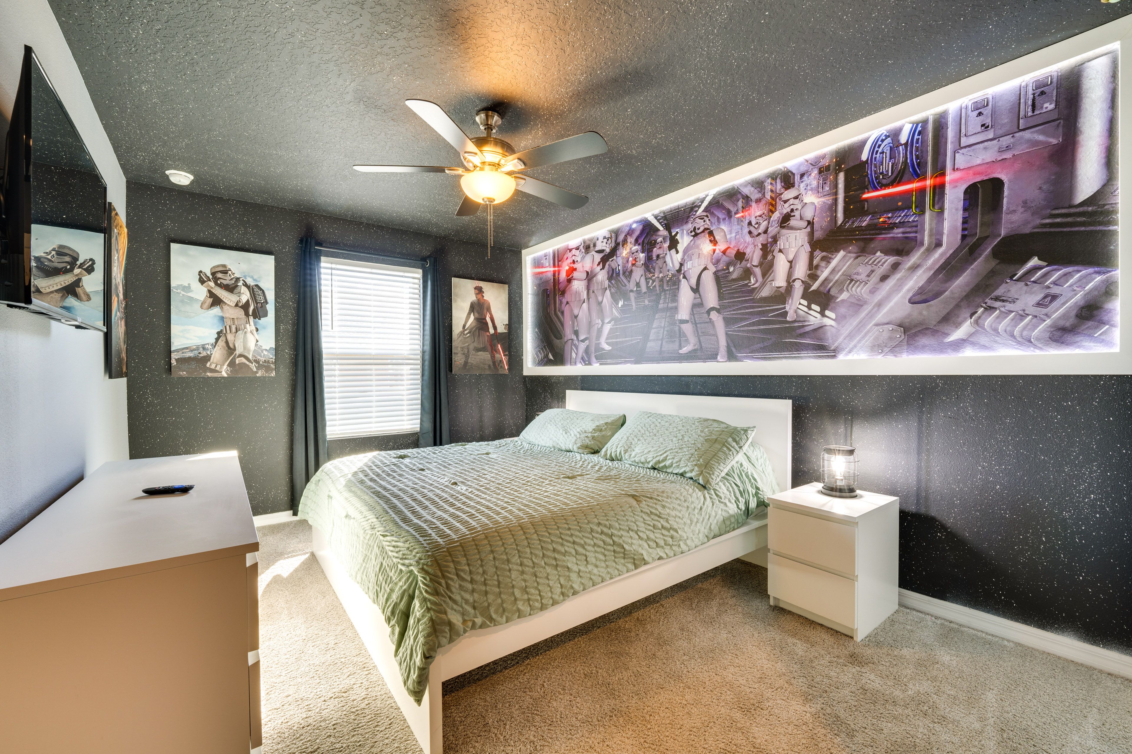 Bedroom 2 | 2nd Floor | King Bed