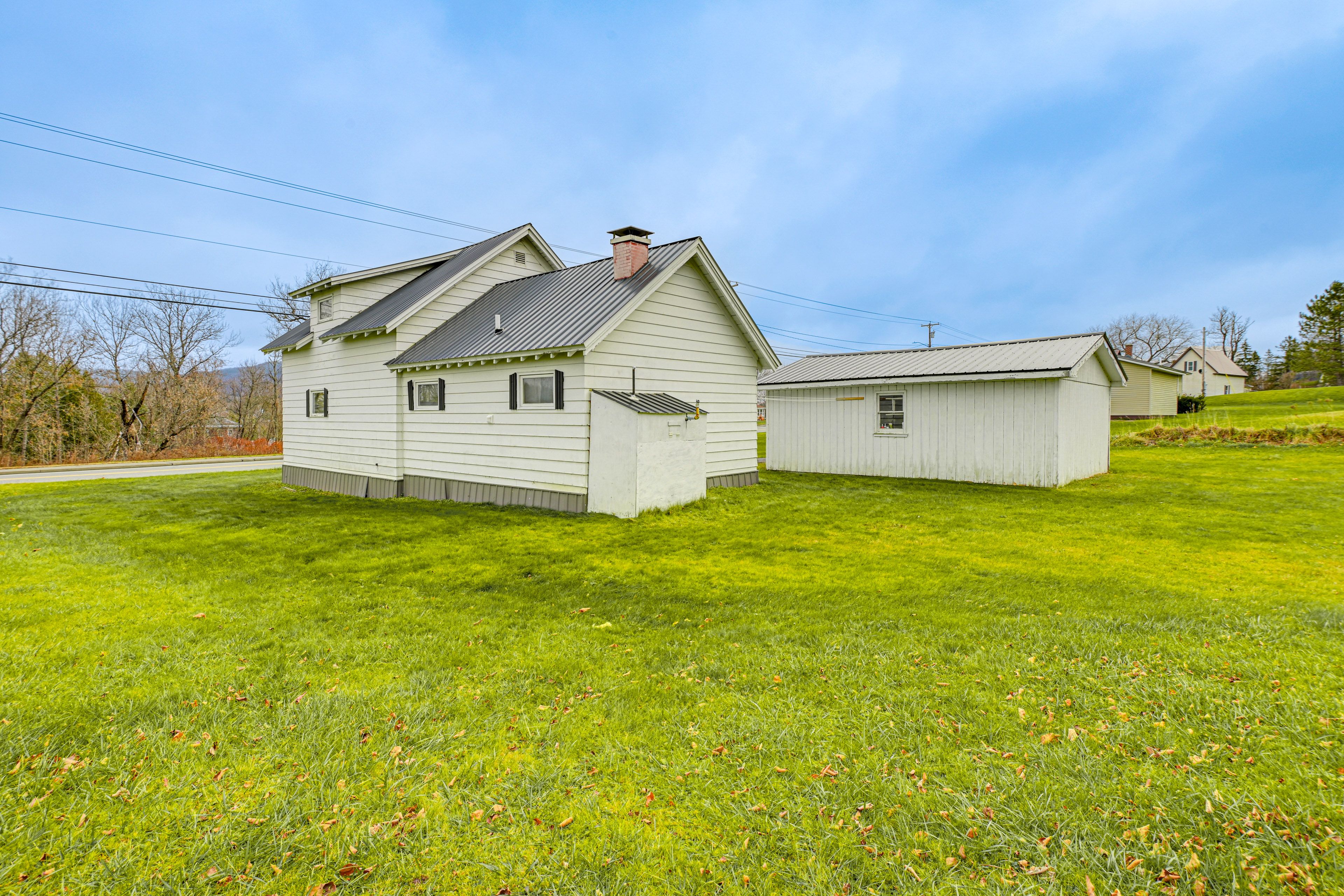 House Exterior | Private Yard