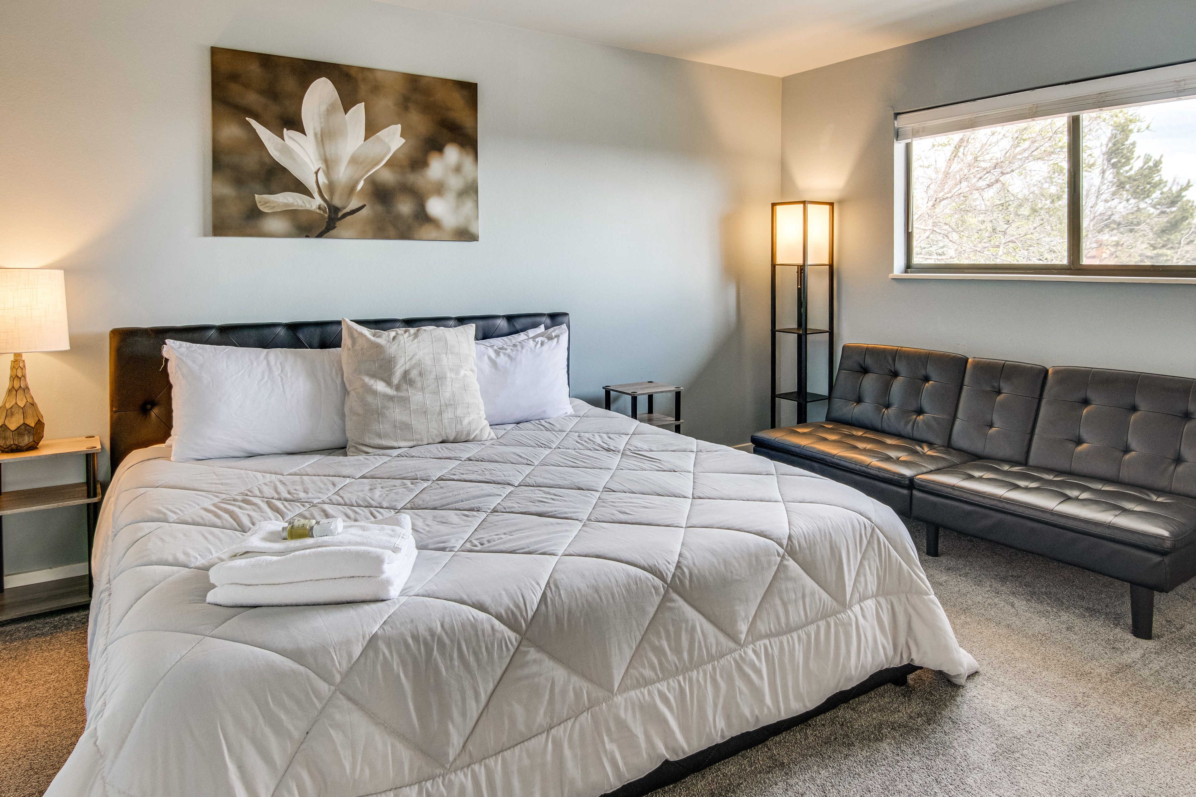 Bedroom 2 | King Bed | Full Futon | 2nd Floor | Hangers