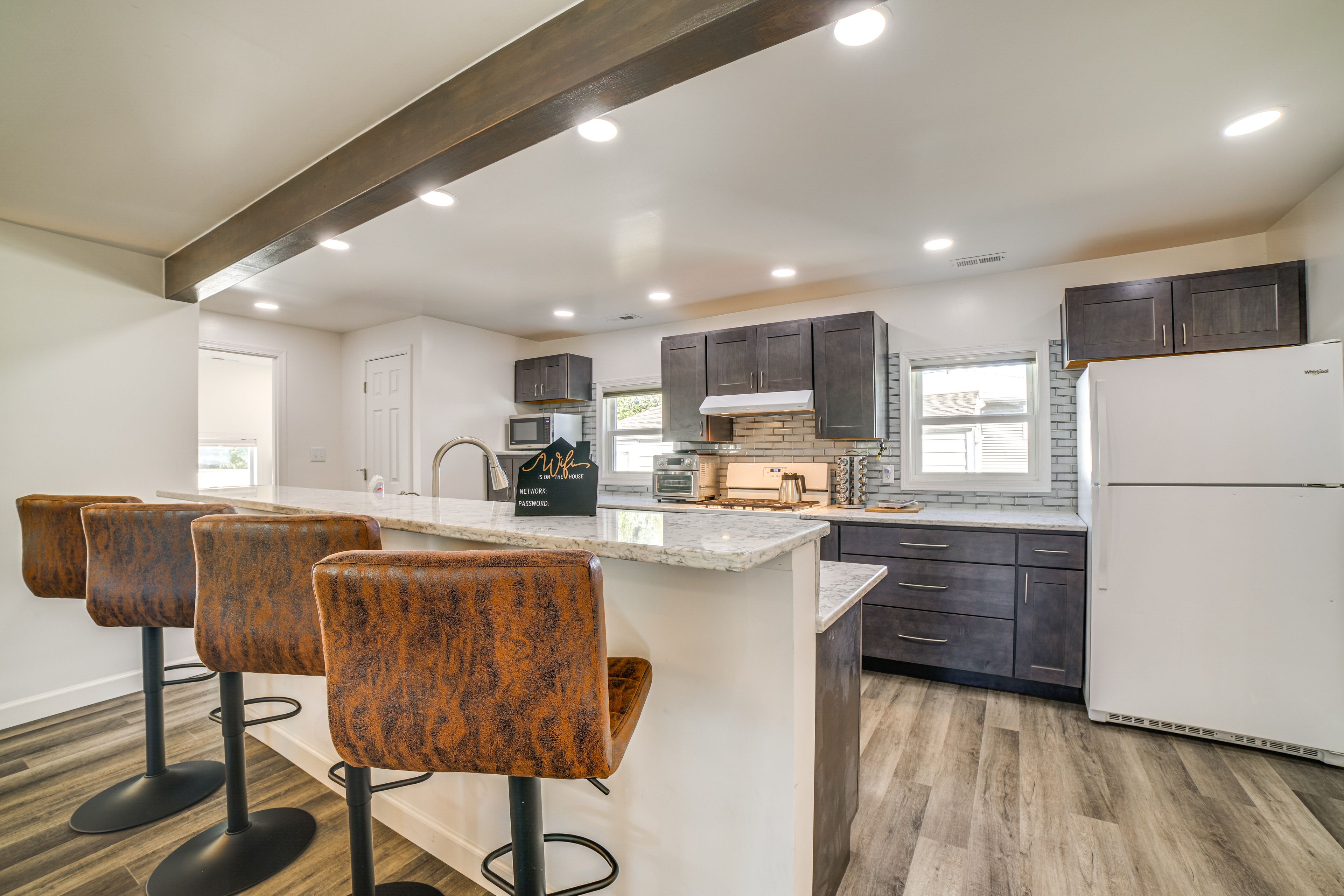Breakfast Bar