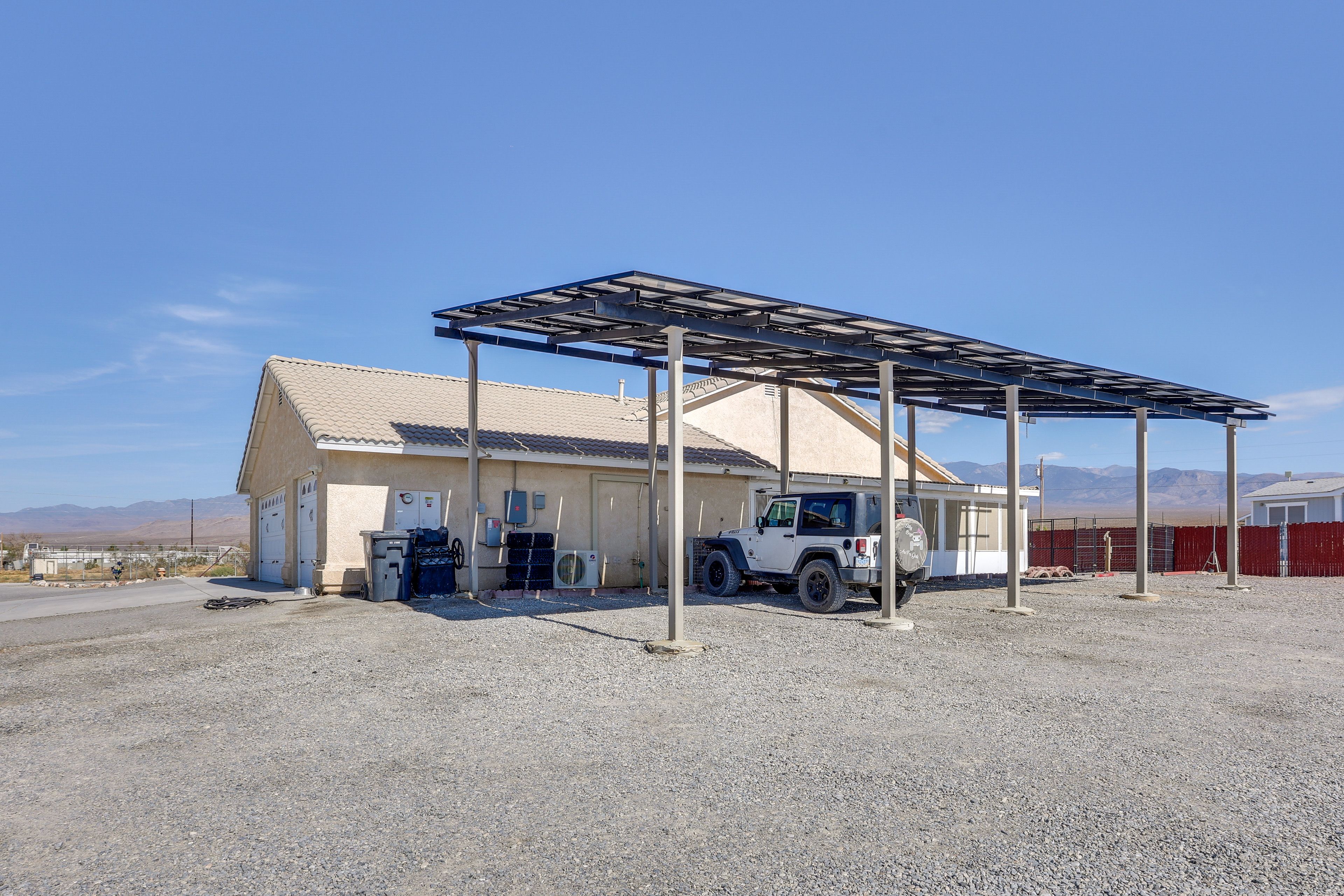Parking Area | Carport (4 Vehicles) | RV/Trailer Parking