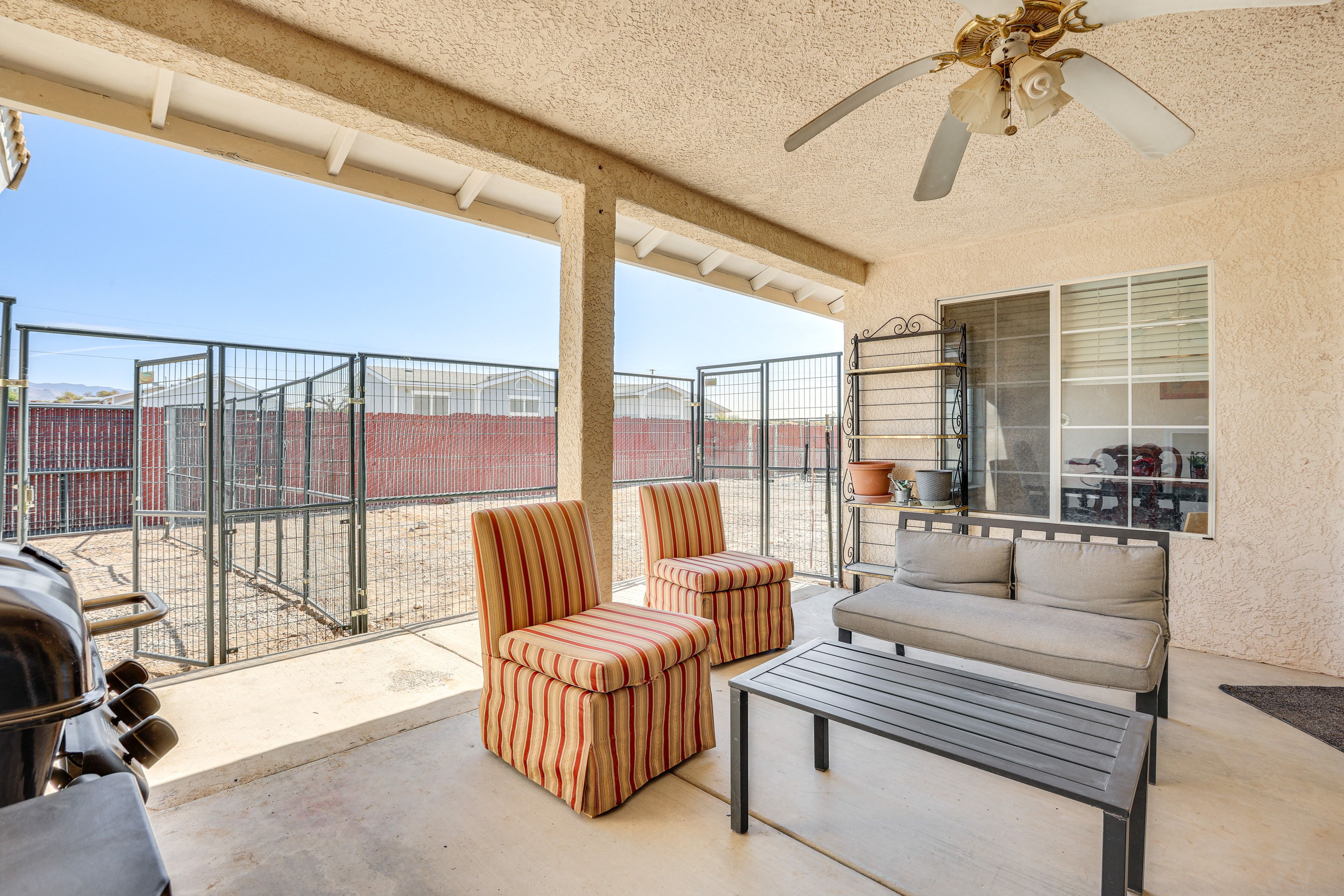 Covered Patio | Seating | Charcoal & Gas Grill