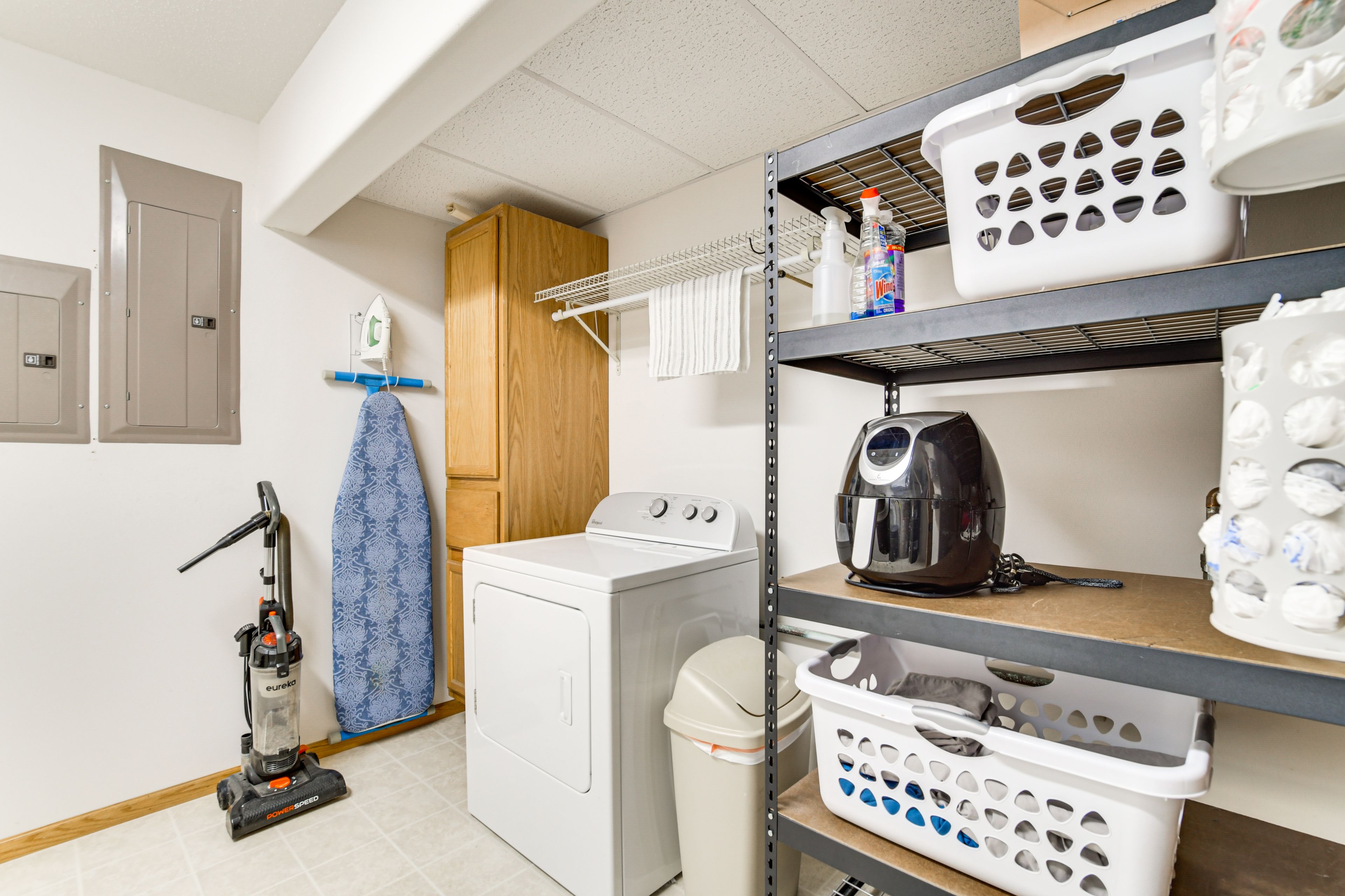 Laundry Room | Washer & Dryer