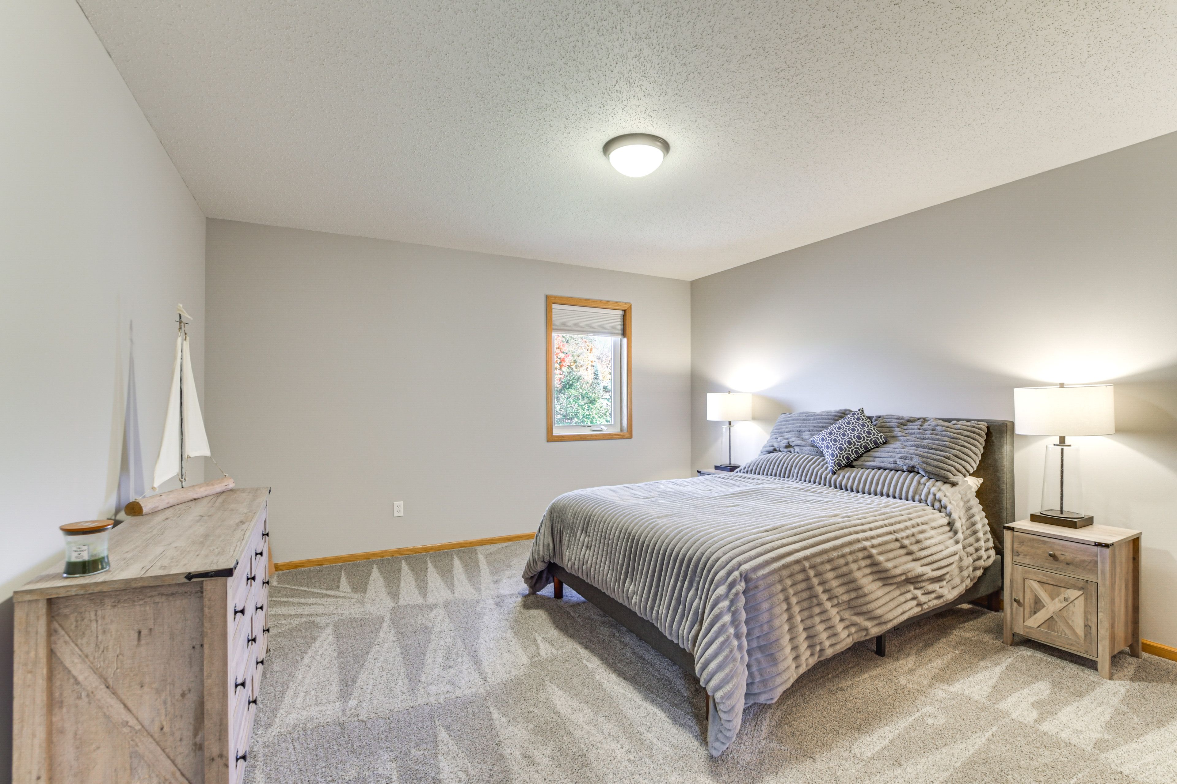 Bedroom 2 | Queen Bed | 2nd Floor