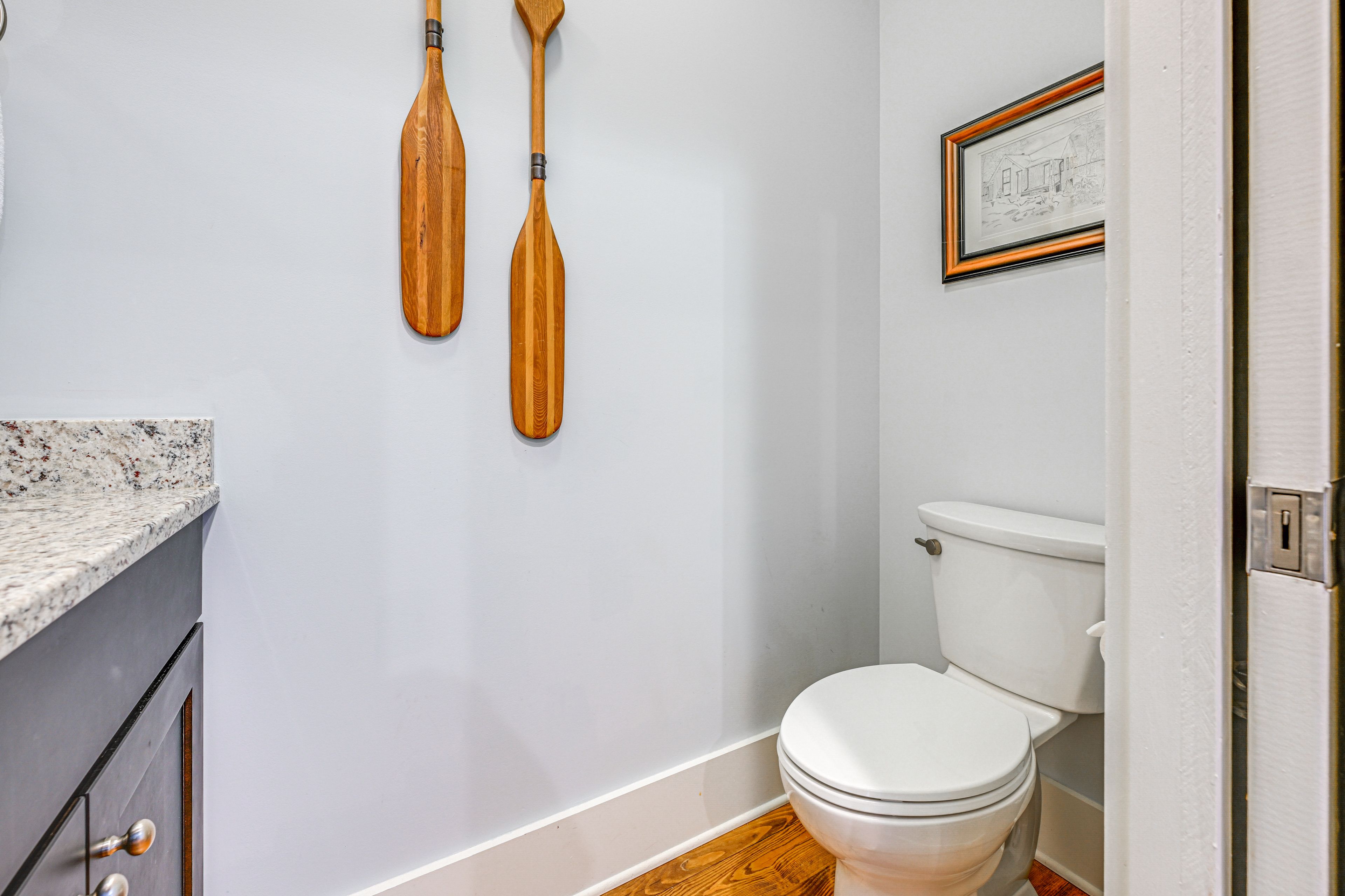 Half Bathroom | Upper Floor | Towels Provided
