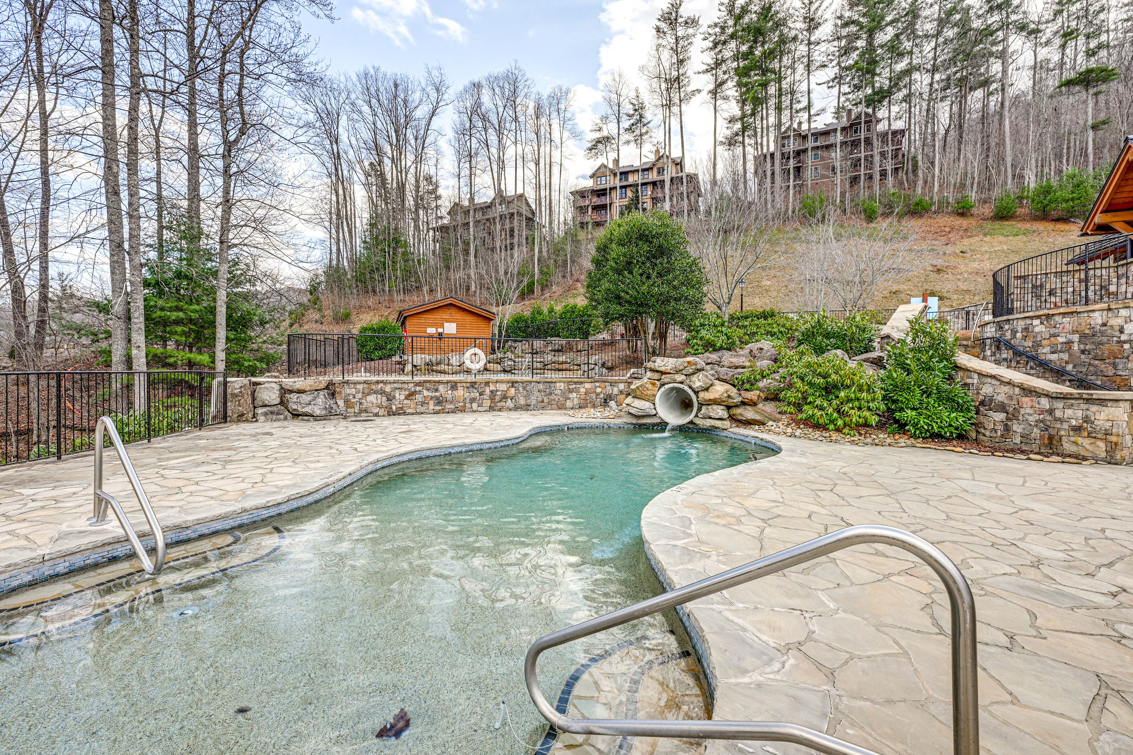 Bear Lake Reserve | Community Amenities