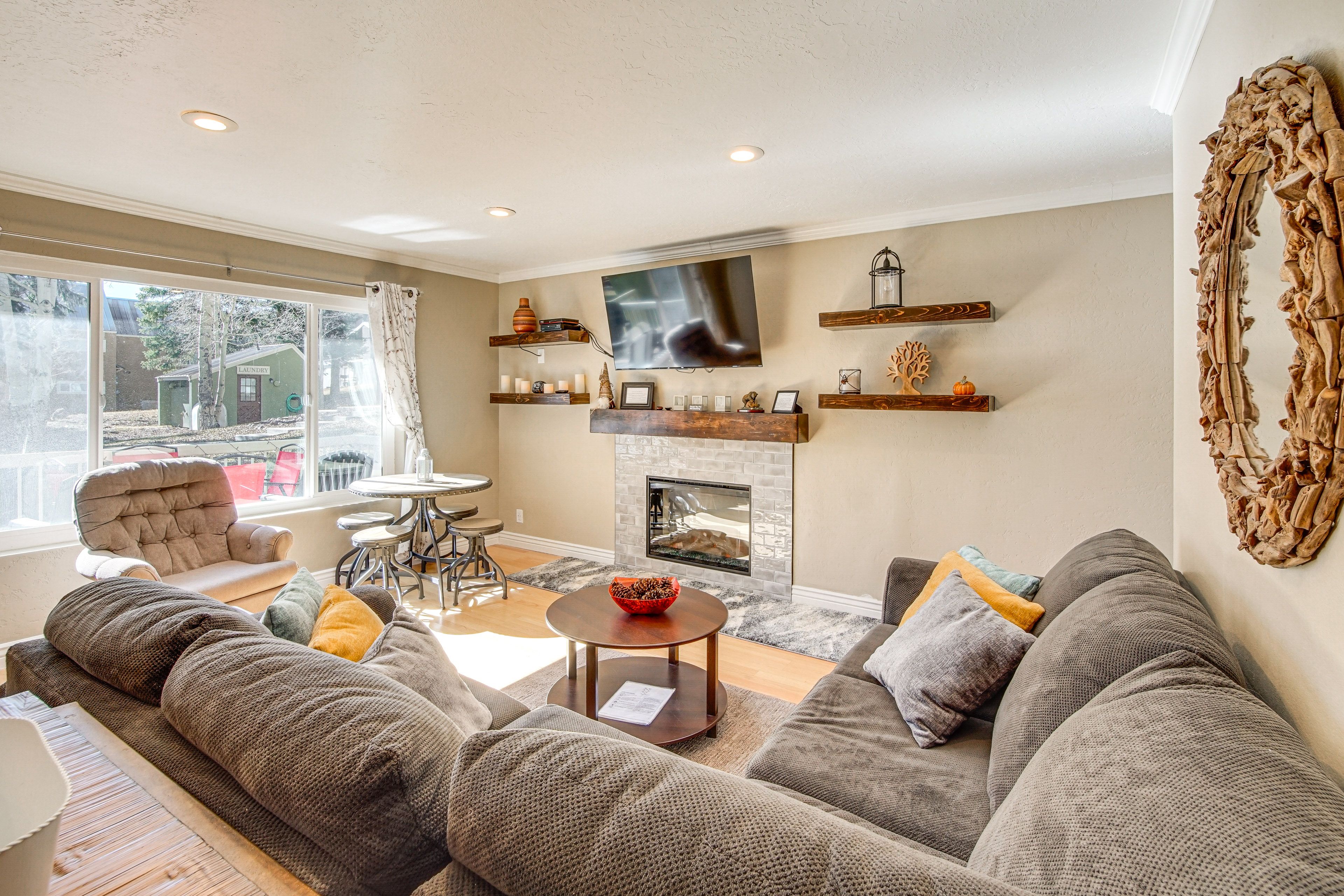 Living Room | 1st Floor | Flat-Screen TV | Electric Fireplace