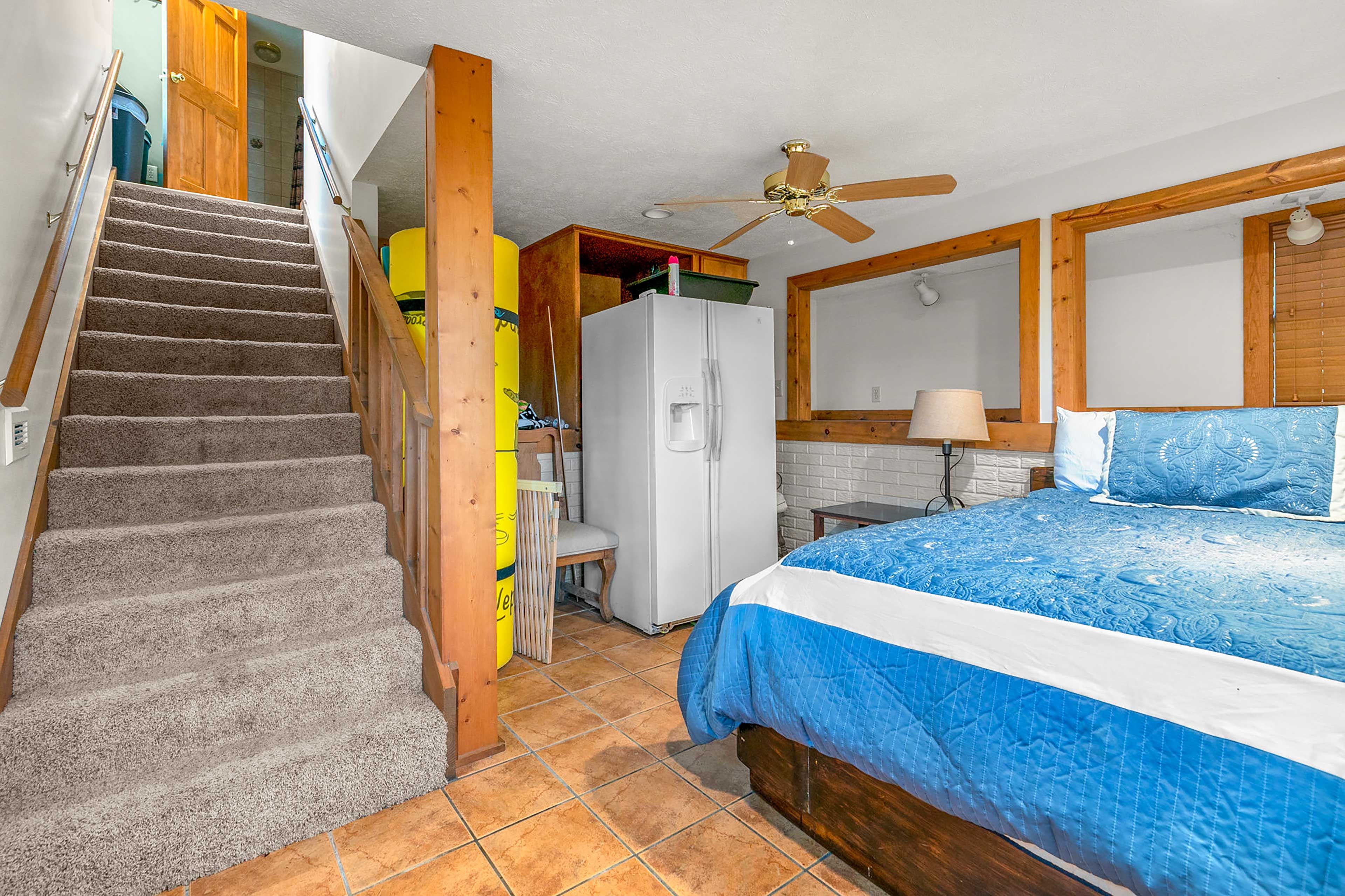 Bedroom 4 (Basement) | Full Bed | 1st Floor