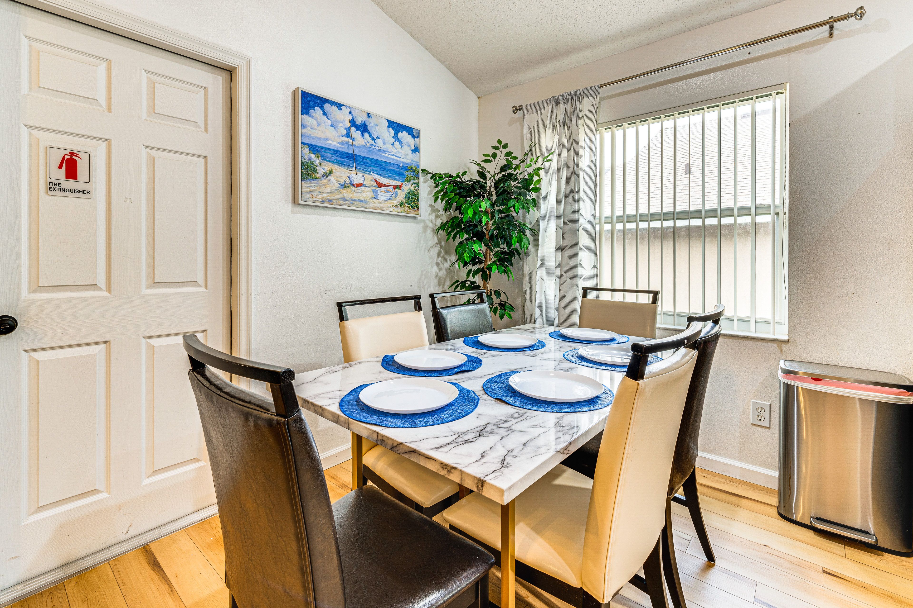 Dining Area | Dishware/Flatware