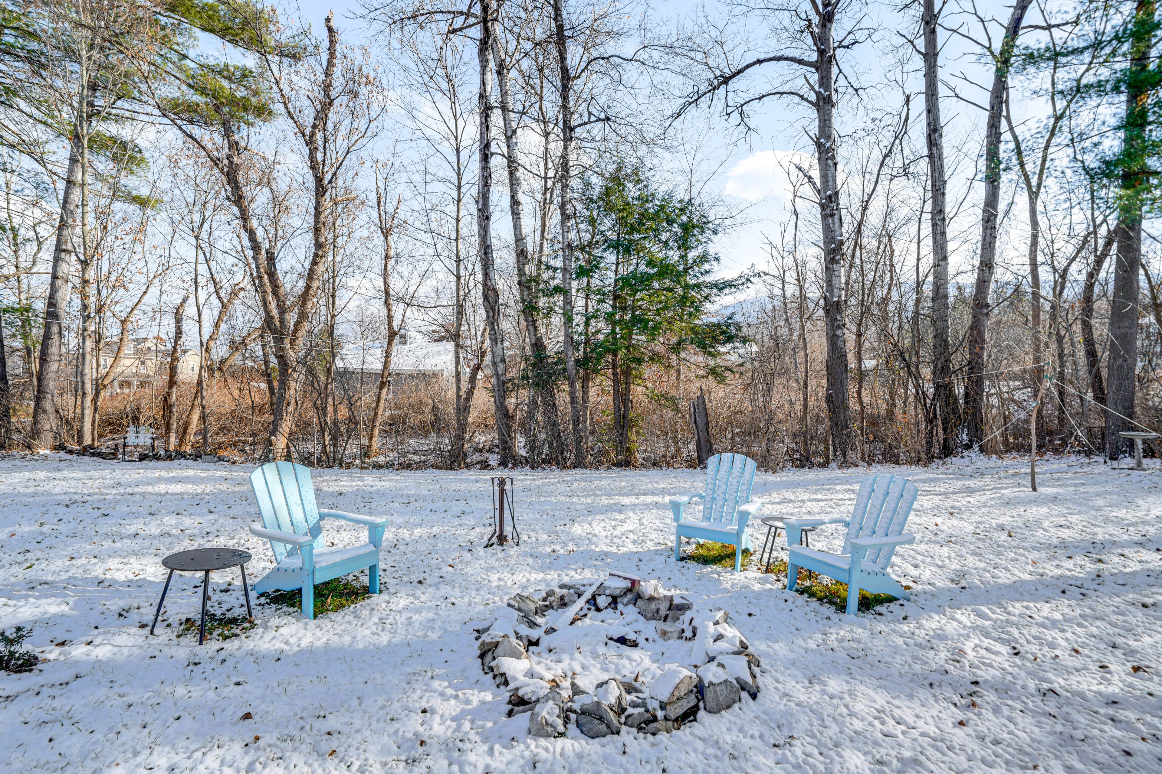 Private Fire Pit | Large Open Yard