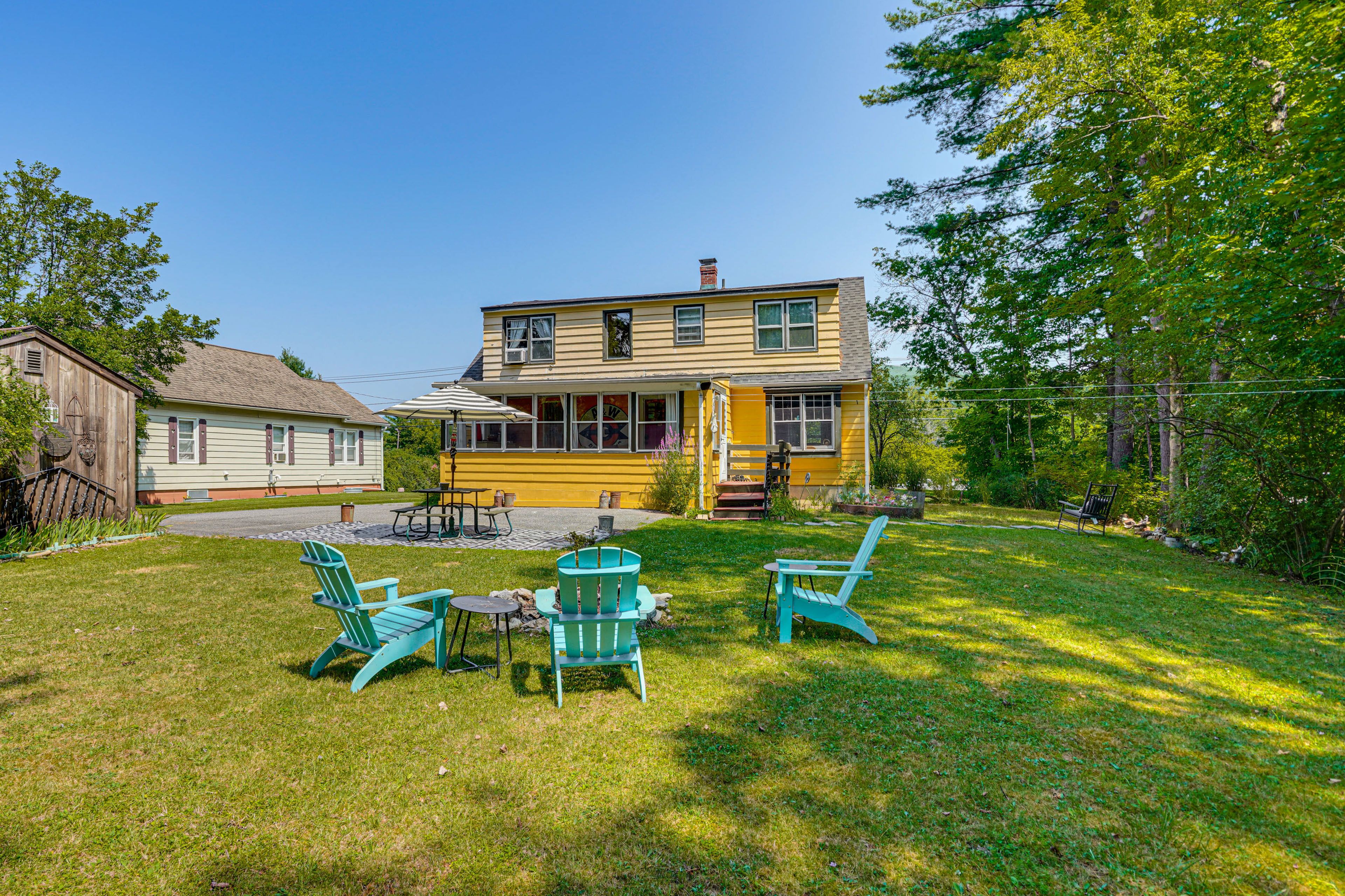 Private Fire Pit | Large Open Yard