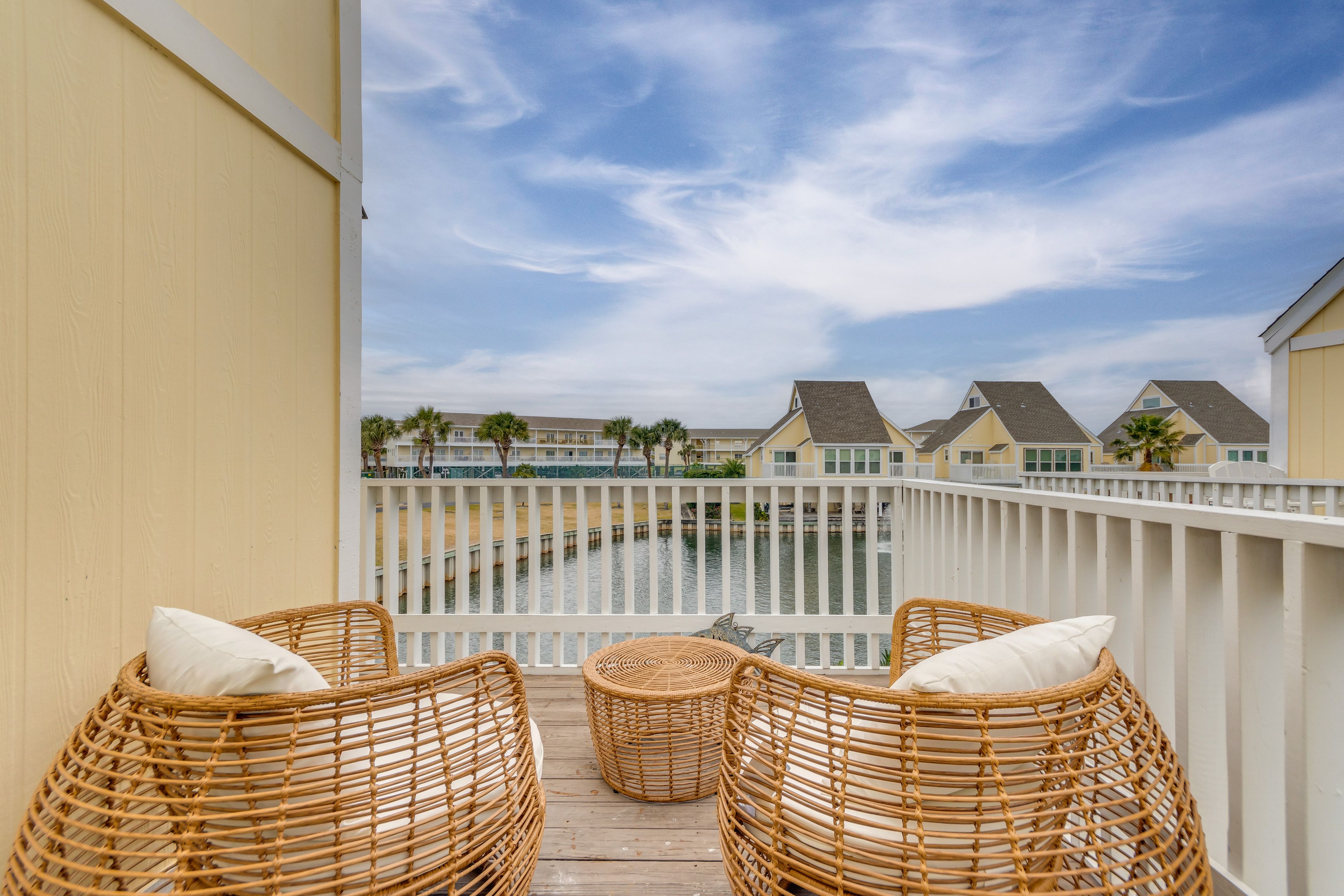 Balcony 2 | 2nd Floor