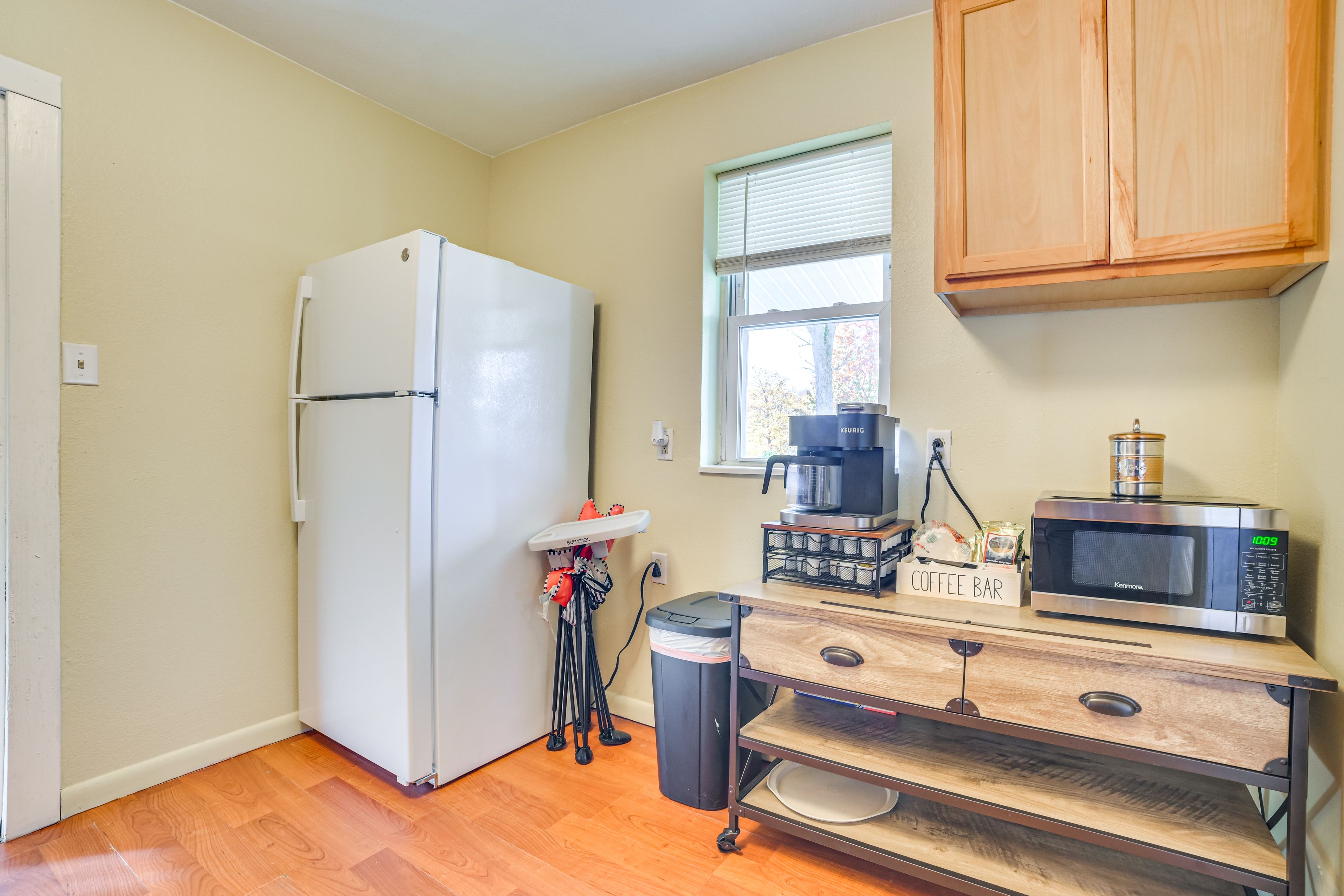 Kitchen | 1st Floor | Dual Keurig/Drip Coffee Maker | Cooking Basics