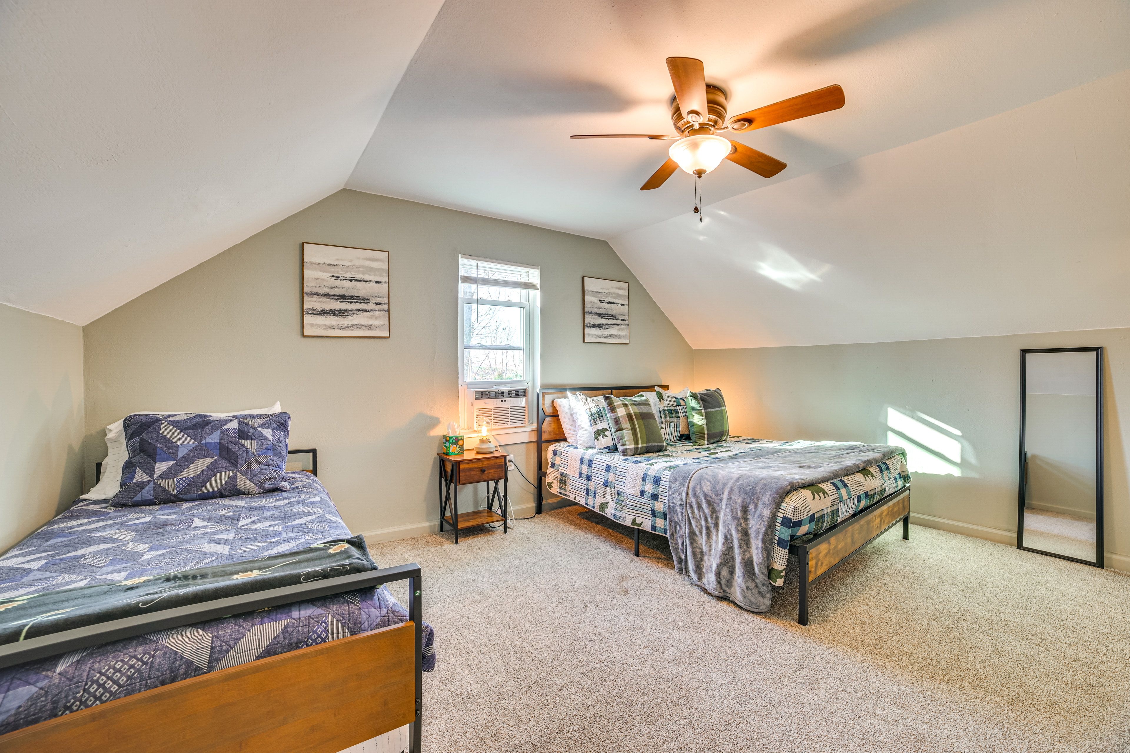 Bedroom 3 | 2nd Floor | Queen Bed | Twin Bed w/ Twin Trundle