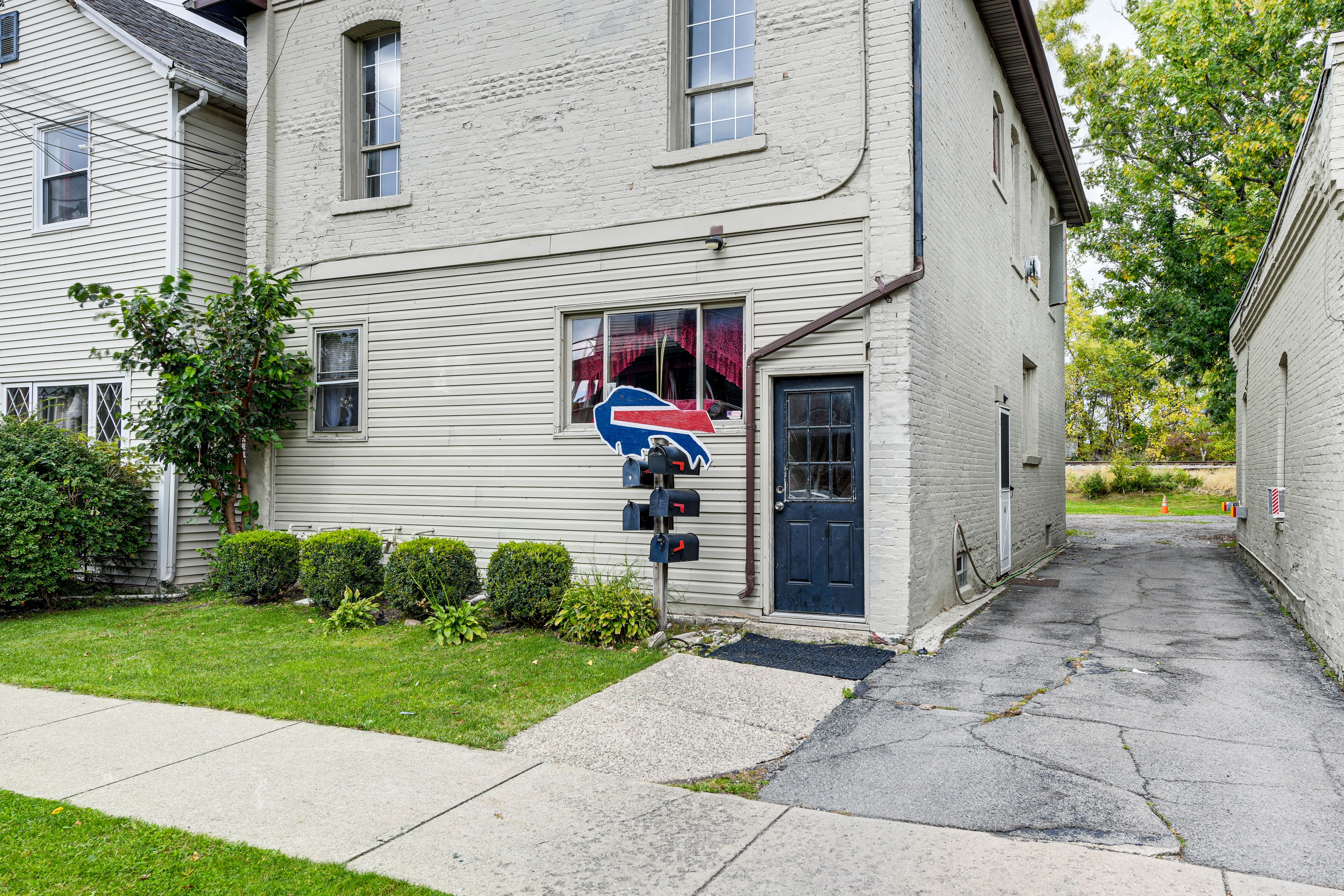 Unit Entrance