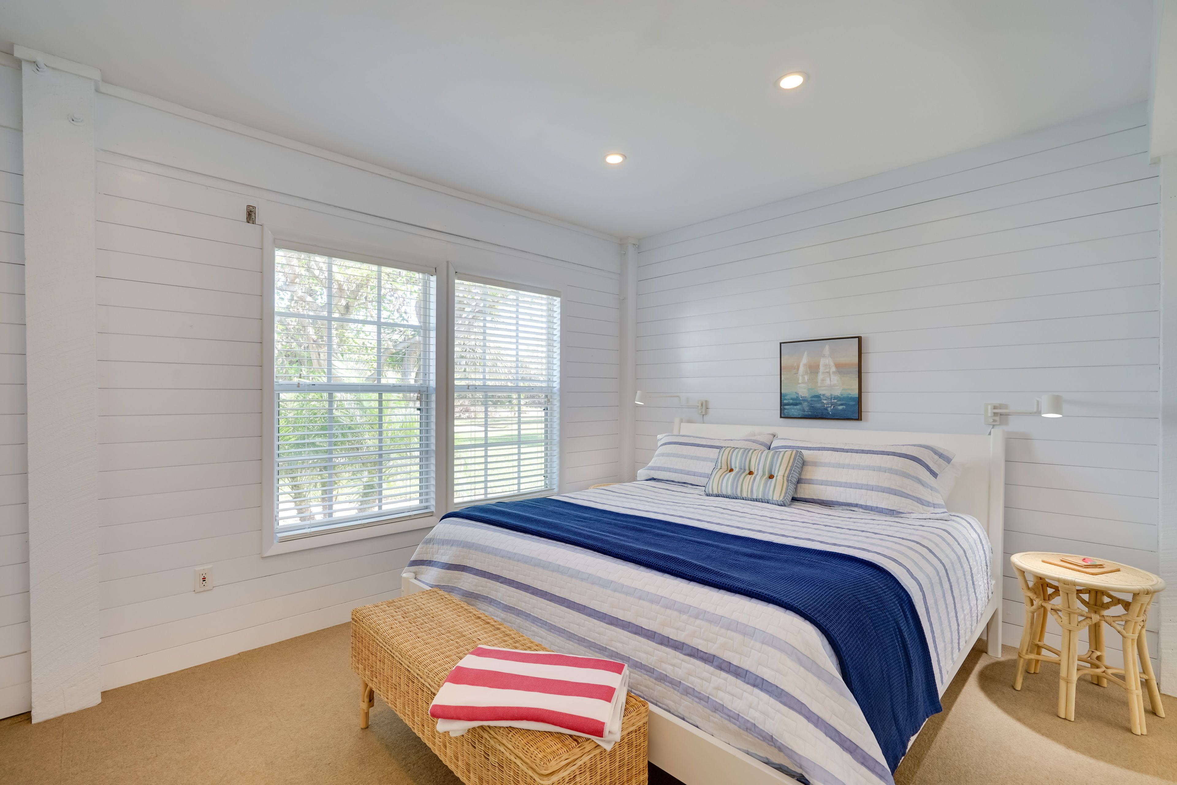 Bedroom 4 | 1st Floor | King Bed | Full Sleeper Sofa | Smart TV