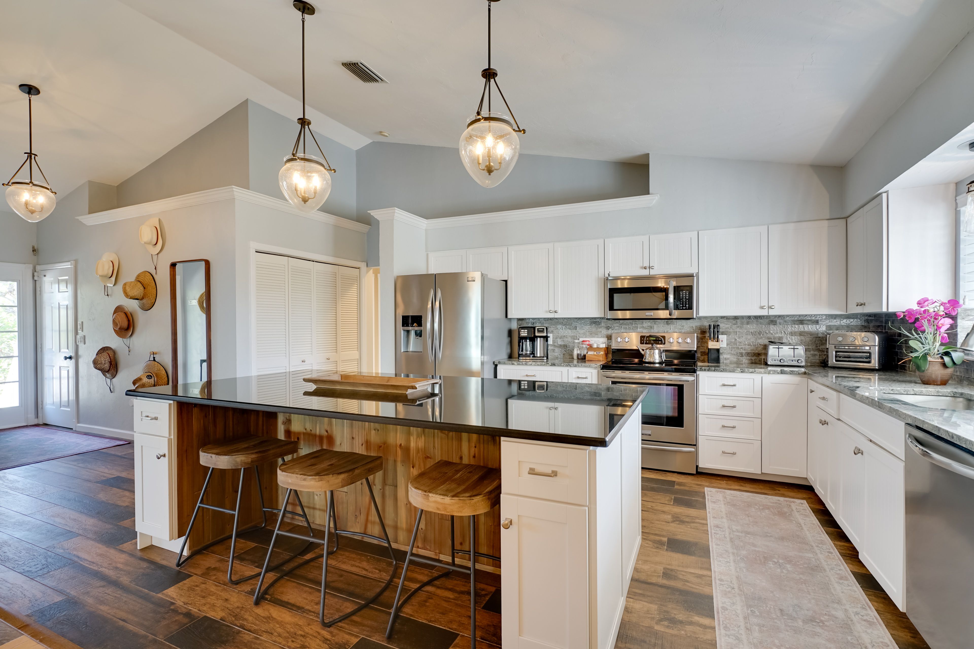 Kitchen | 2nd Floor | Bar Seating | Keurig & Drip Coffee Makers | Cooking Basics