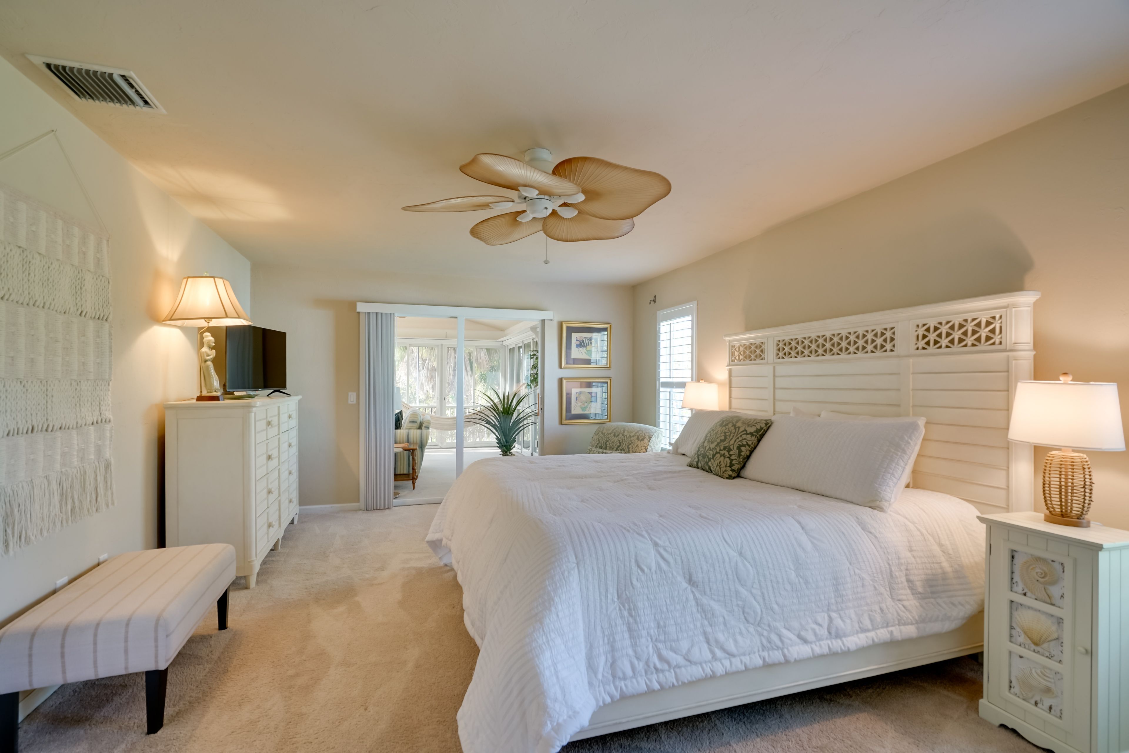Bedroom 1 | 2nd Floor | King Bed | Smart TV | Linens Provided