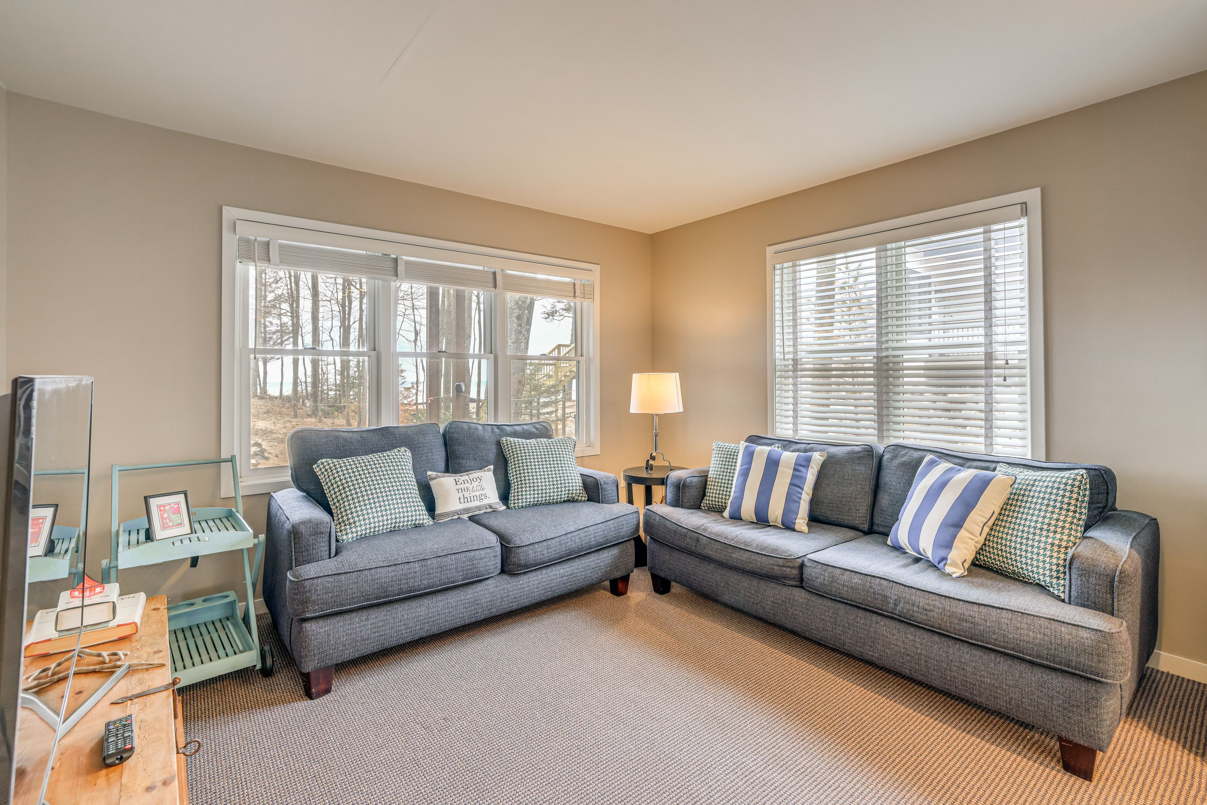 Den | 1st Floor | 2 Twin Bunk Beds | Fireplace | Desk