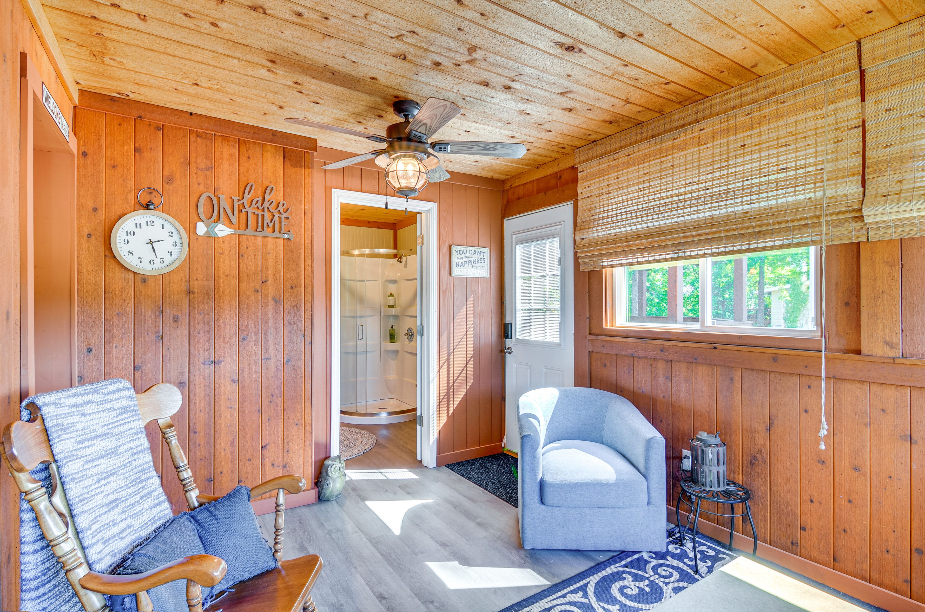 Sitting Room | Full Sleeper Sofa | Free WiFi