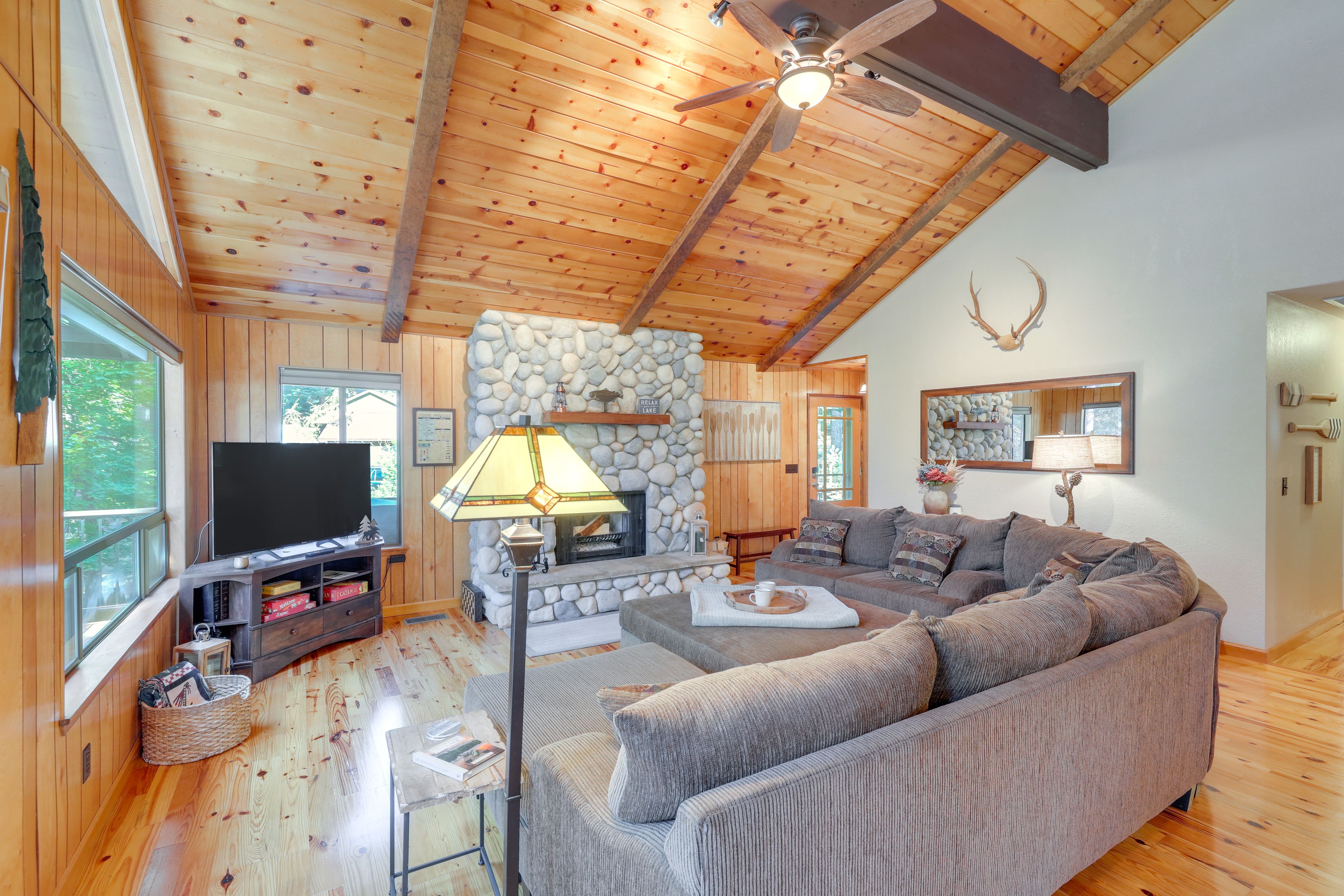 Living Room | Main Level | Wood-Burning Fireplace | Smart TV w/ Cable