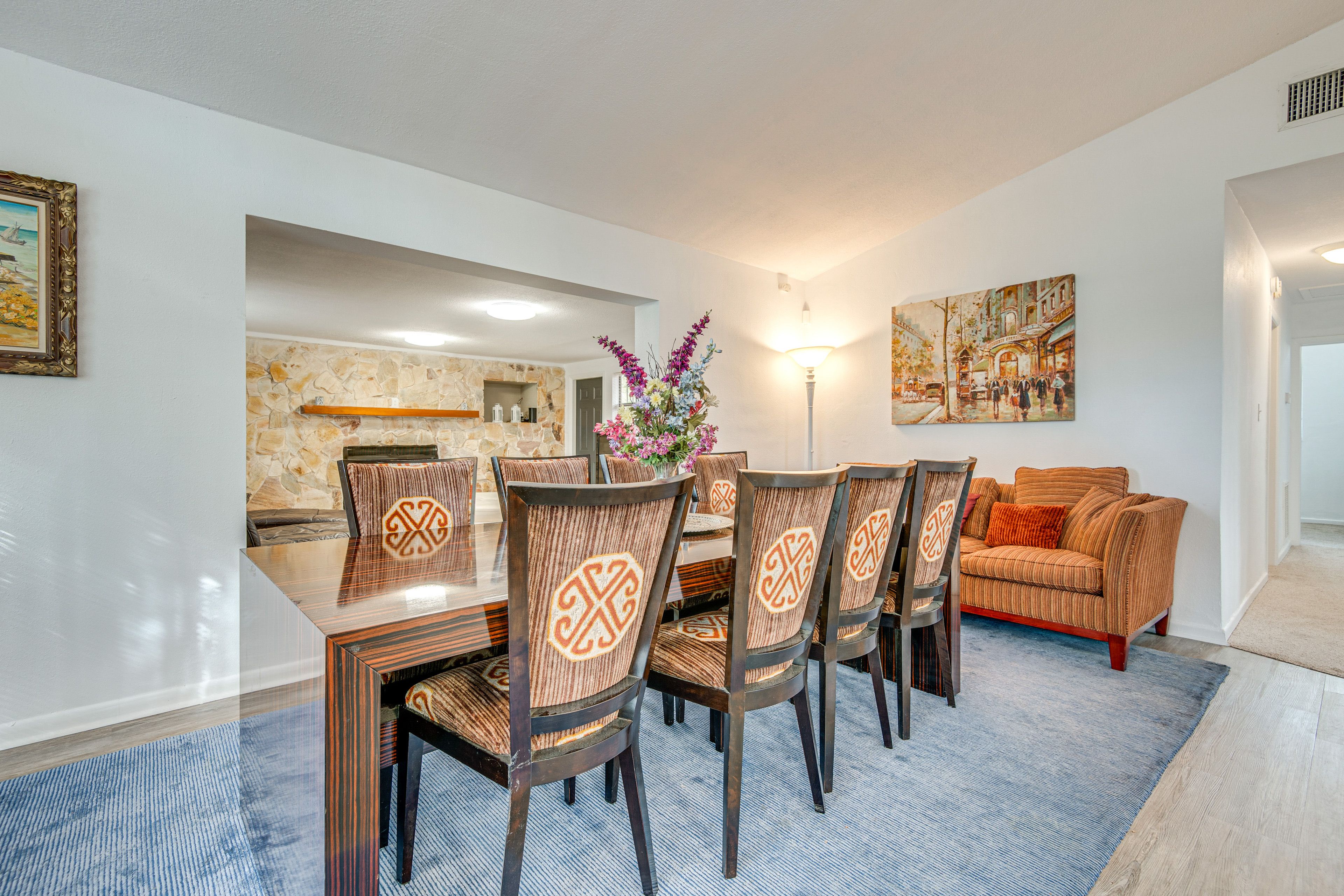 Dining Room | Dining Table