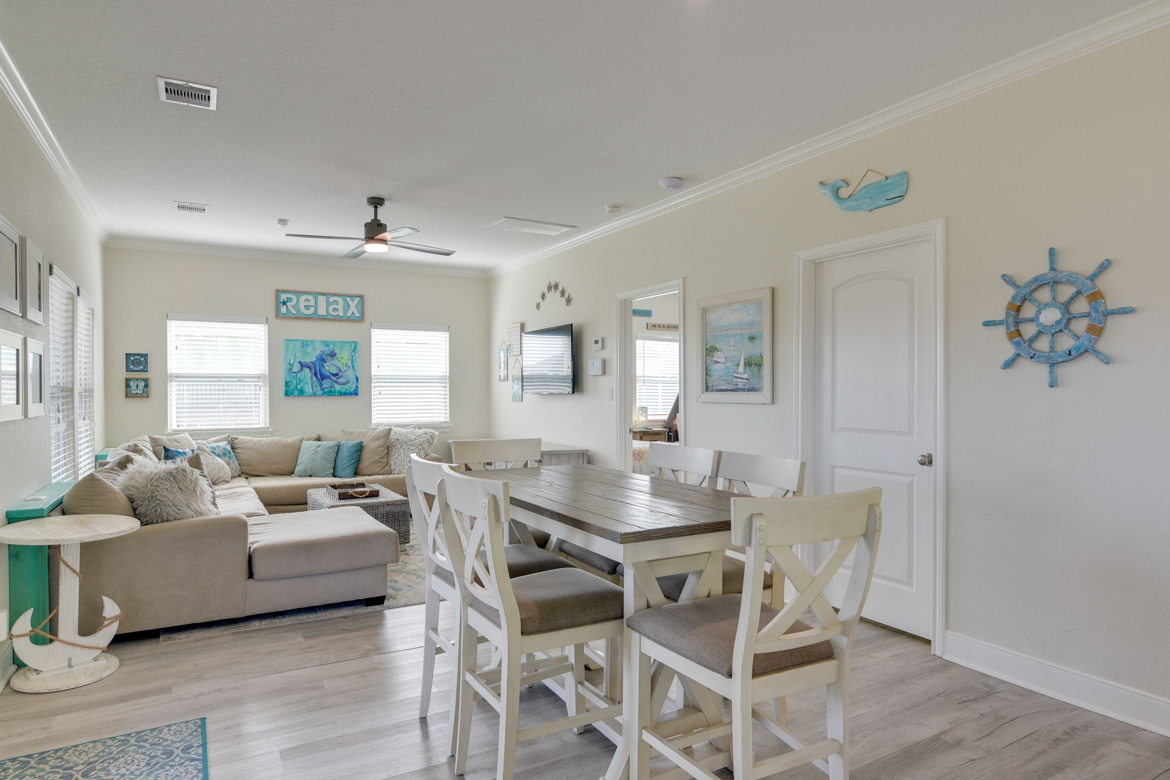 Dining Area | Dishware & Flatware
