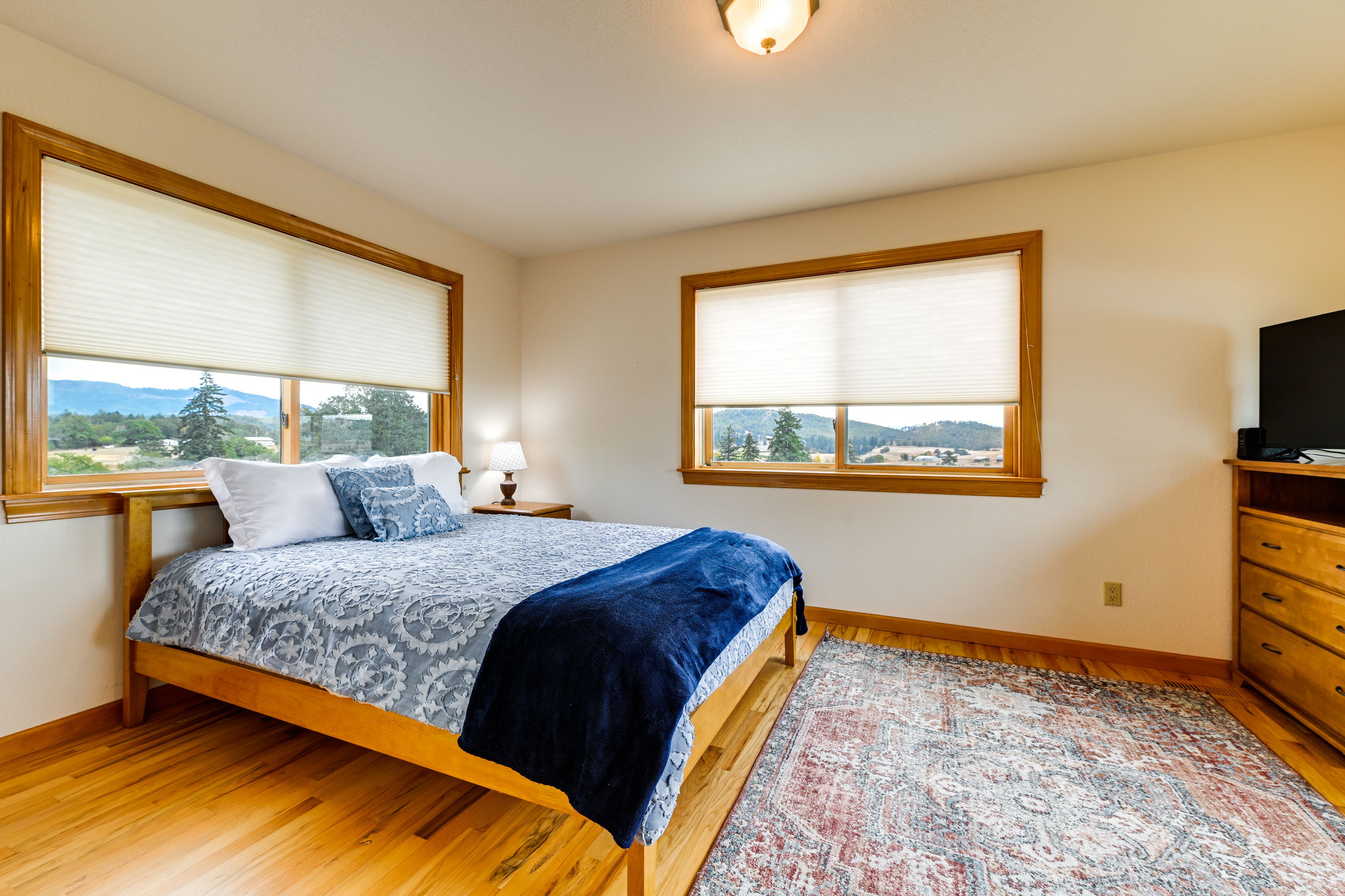 Bedroom 1 | Queen Bed | Linens Provided | Smart TV