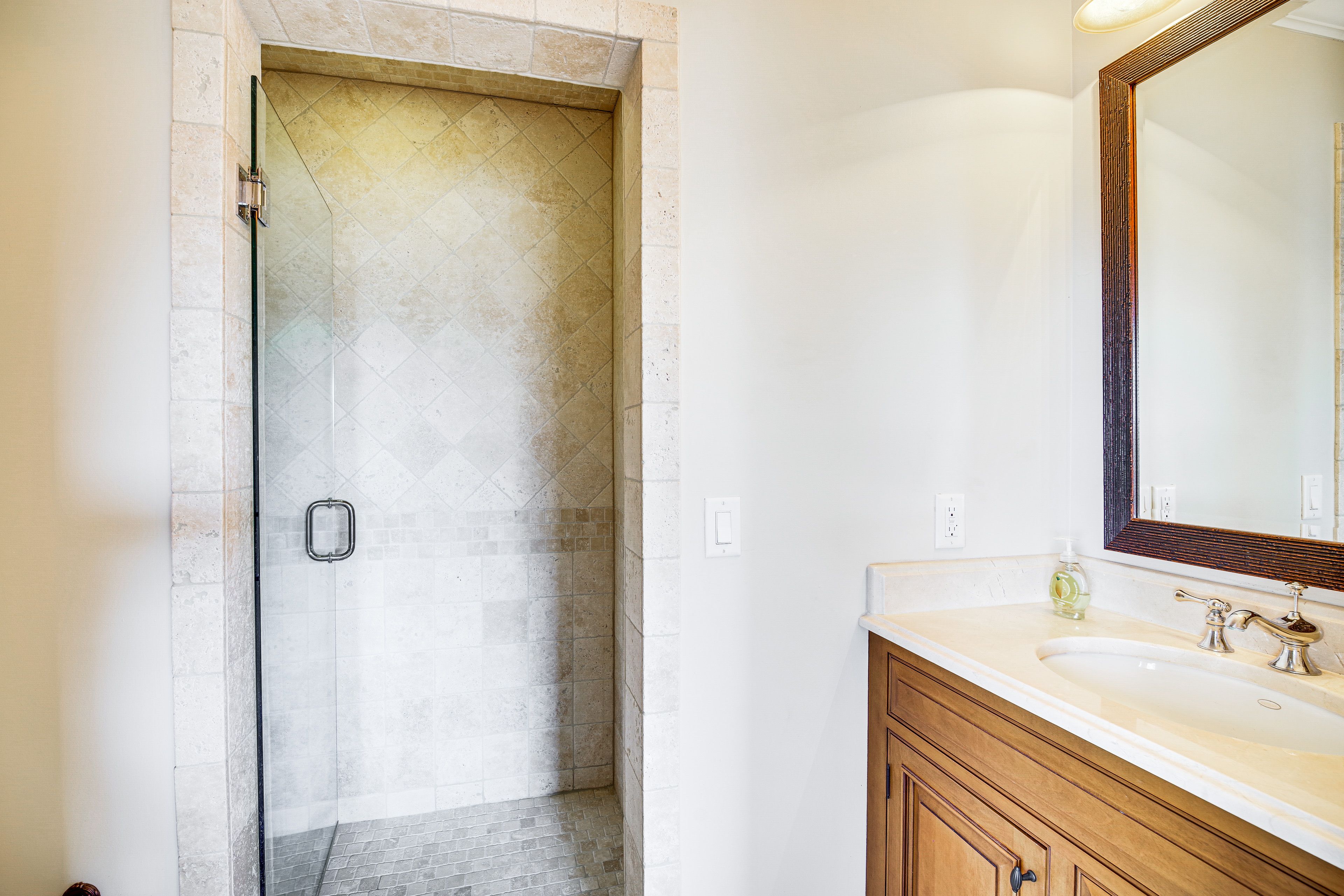 En-Suite Bathroom | 2nd Floor