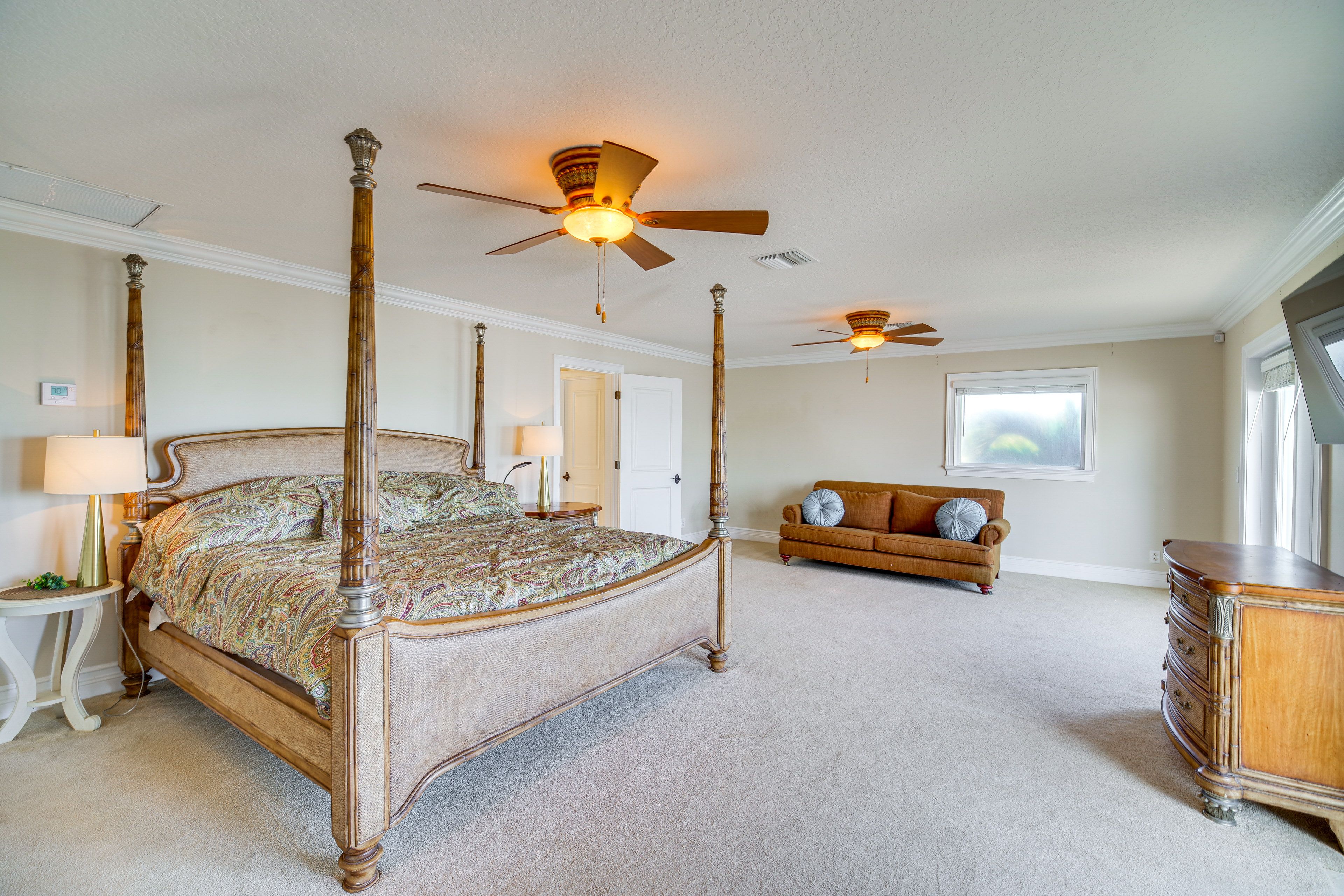 Bedroom 1 | 2nd Floor | California King Bed | Smart TV