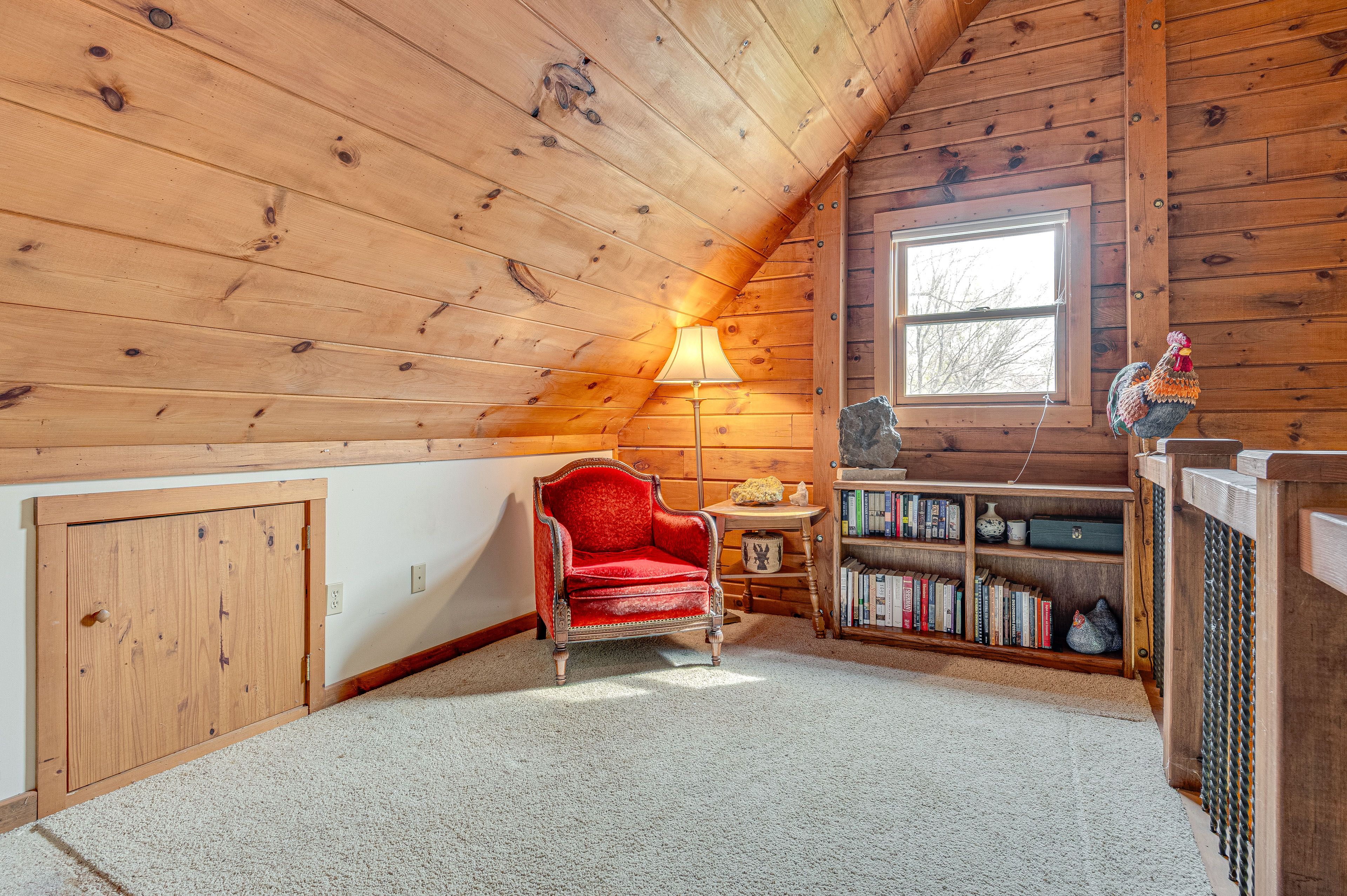 Reading Nook | 2nd Floor