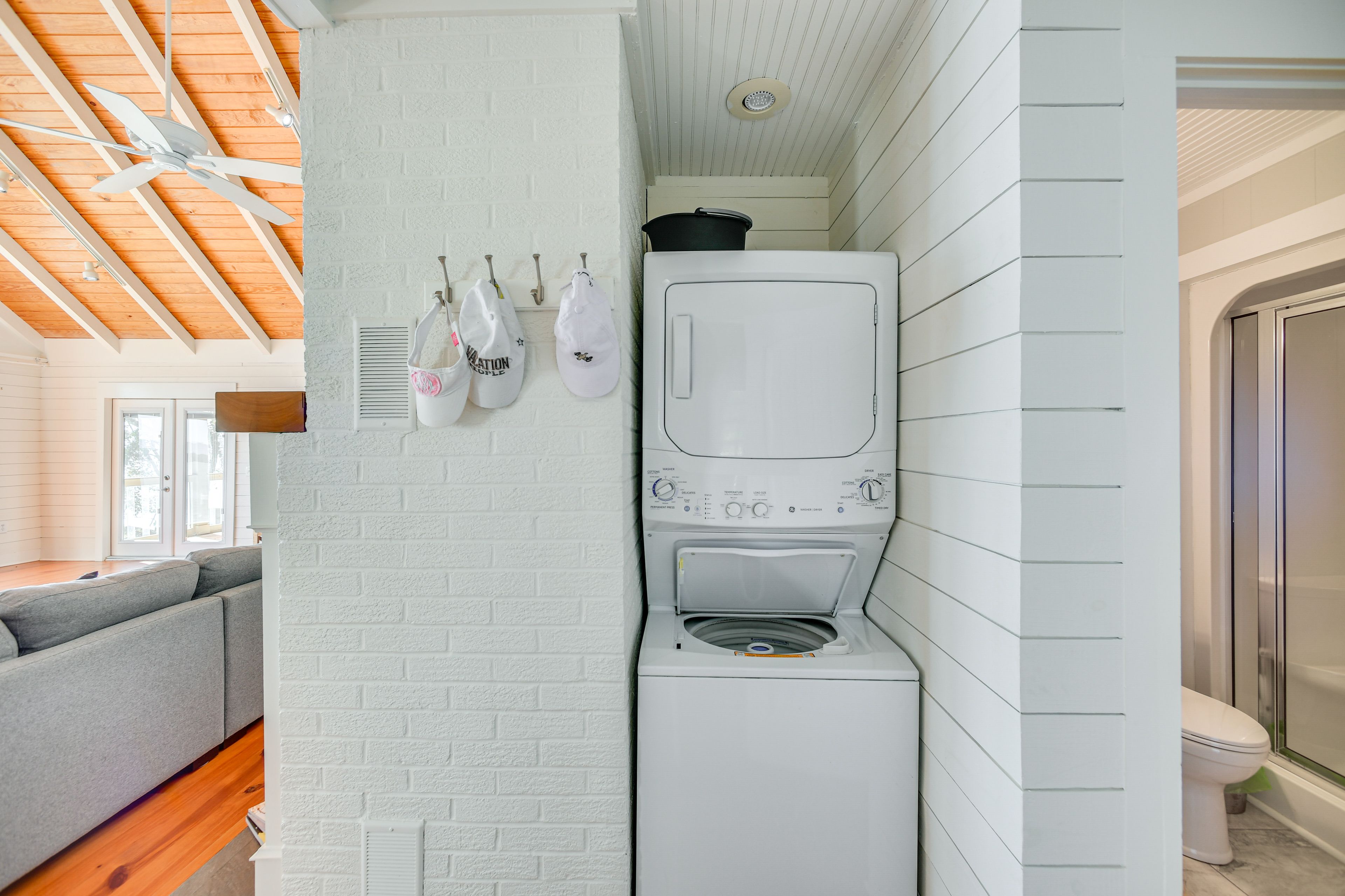 Washer & Dryer | 1st Floor | Detergent Provided